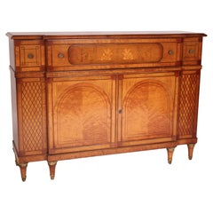 Credenza continentale in stile Luigi XVI