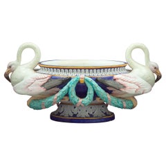 Centrotavola ovale in maiolica continentale, 1880 circa