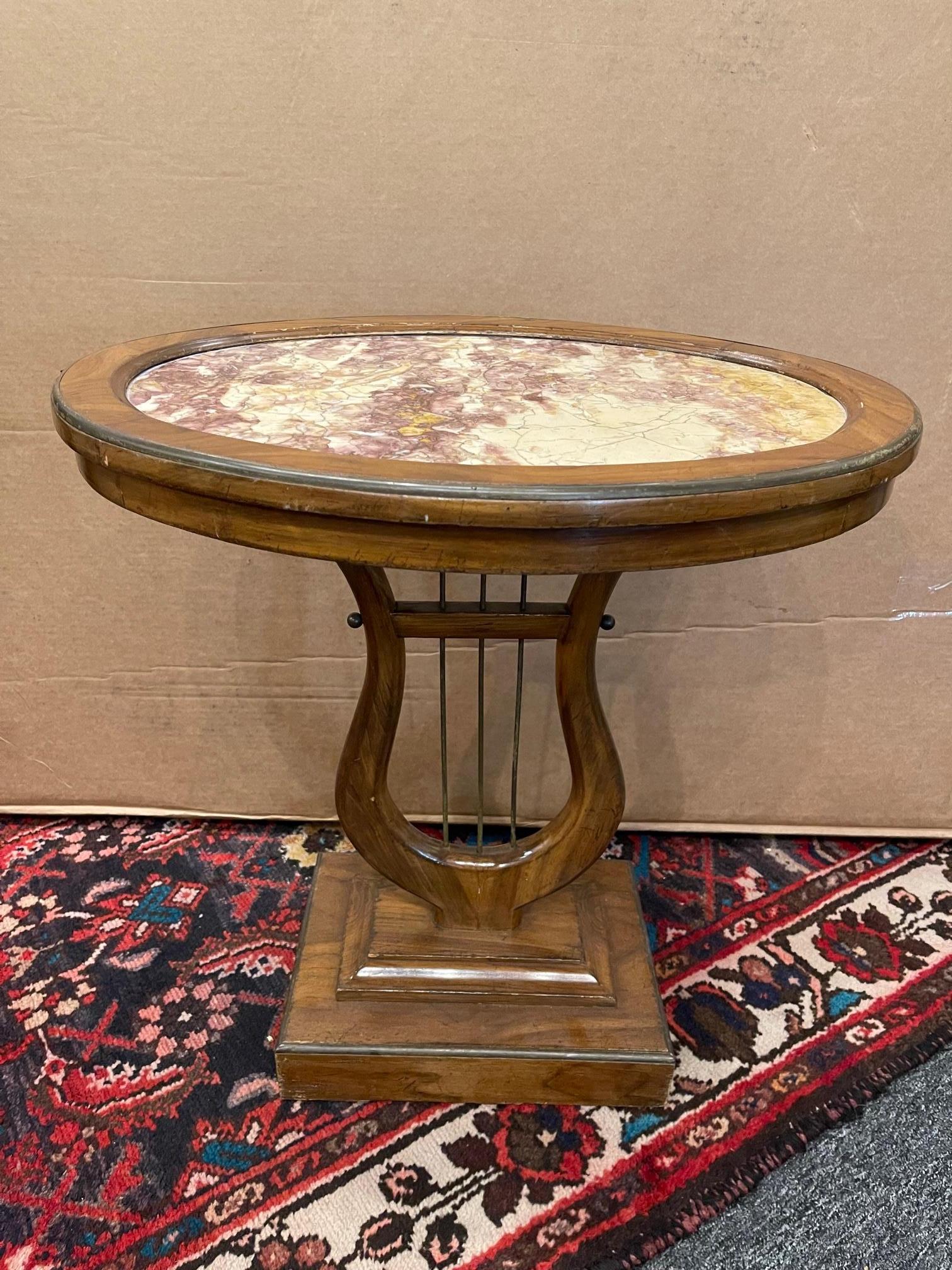 French Continental Marble-Top Side Table in the Shape of a Lyriform, Early 20th Century For Sale