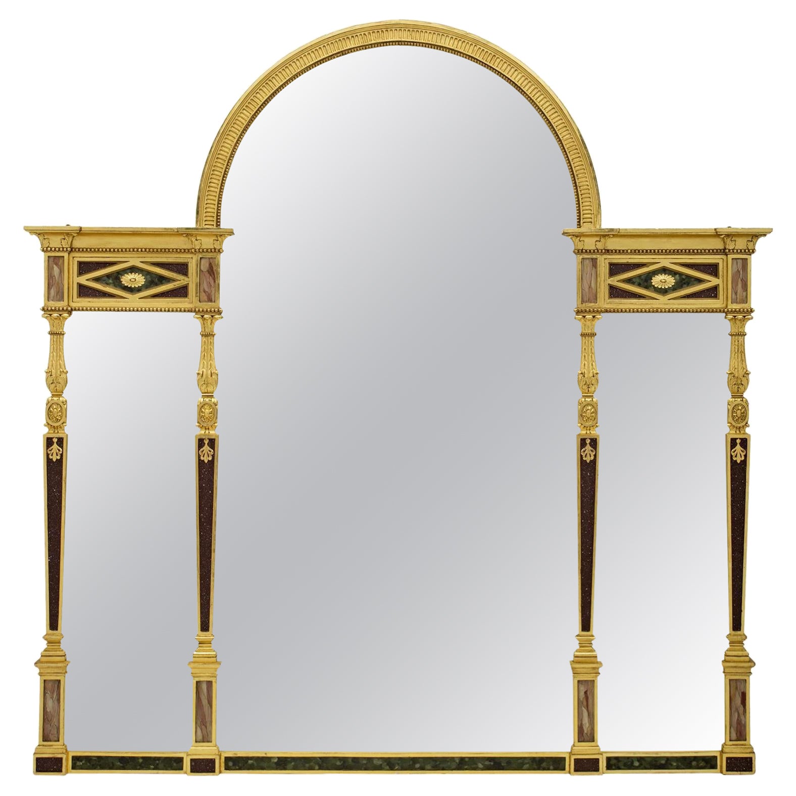 Miroir à trois panneaux de style néoclassique continental du milieu du XIXe siècle en vente