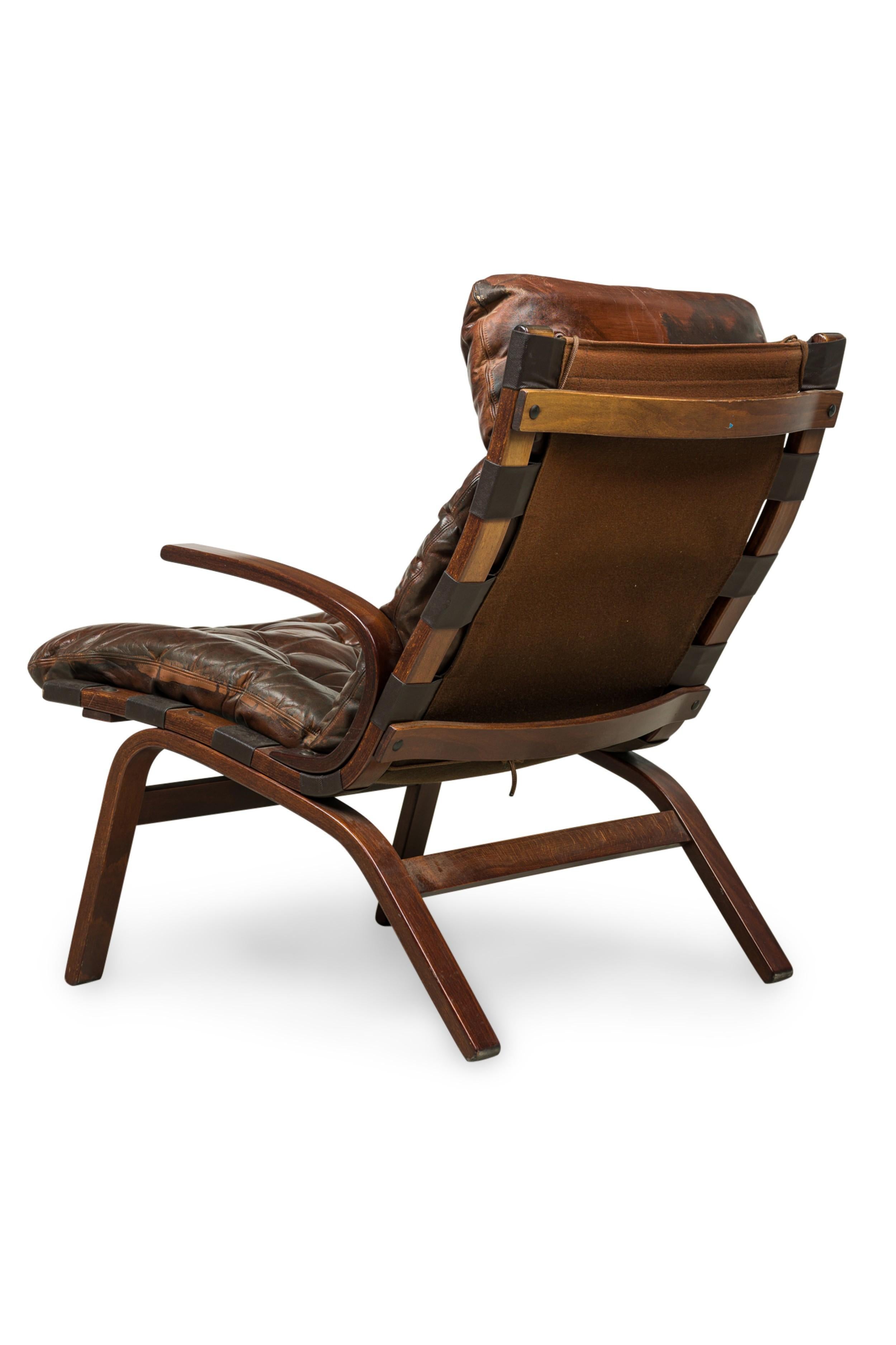 Scandinavian Continental Mid-Century Style Tufted Leather Armchair For Sale