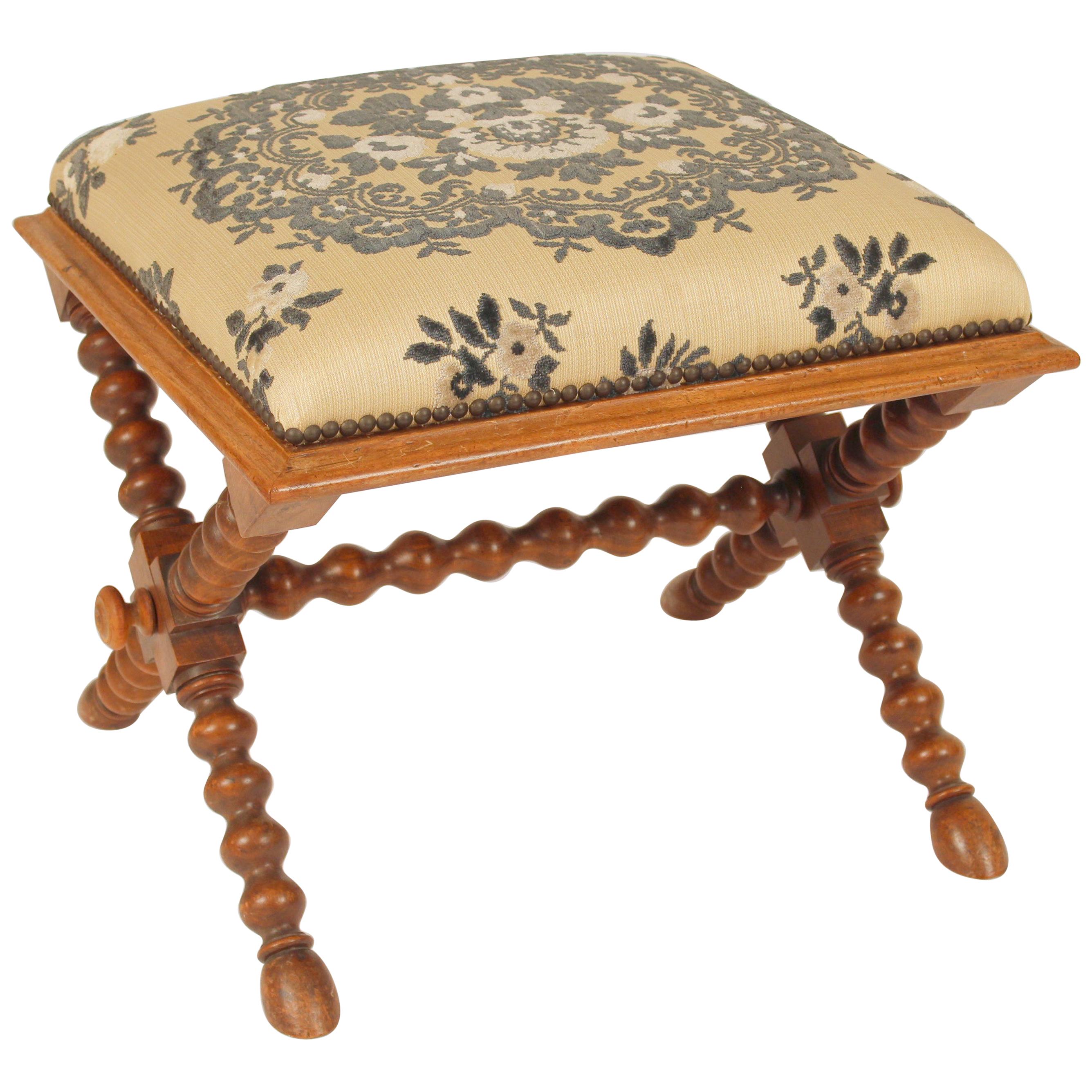 Continental Napoleon III Style Walnut Bench