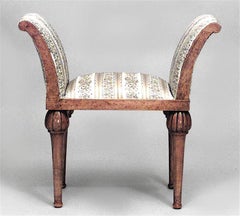 Scala da biblioteca rustica a 3 gradini in noce Black Forest (XIX secolo) con ramo intagliato