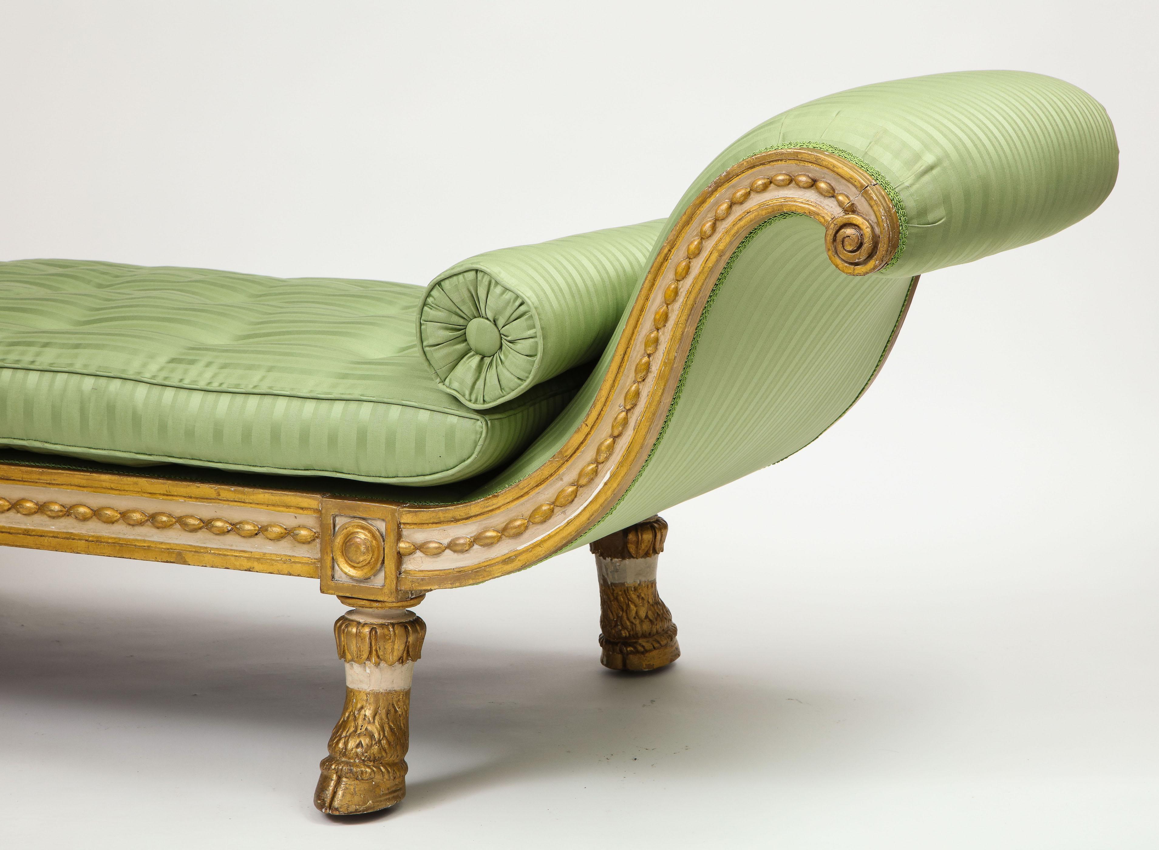 Continental Neoclassical Ivory-Painted and Gilt Recamier 3