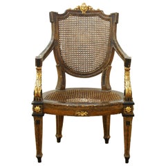 Kontinentaler neoklassizistischer geschnitzter und vergoldeter kontinentaler Sessel mit Masken