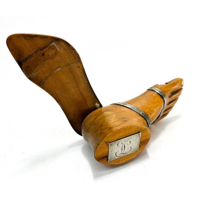 Fruitwood Continental Novelty Snuff Box Modeled as a Foot, circa 1800 For Sale
