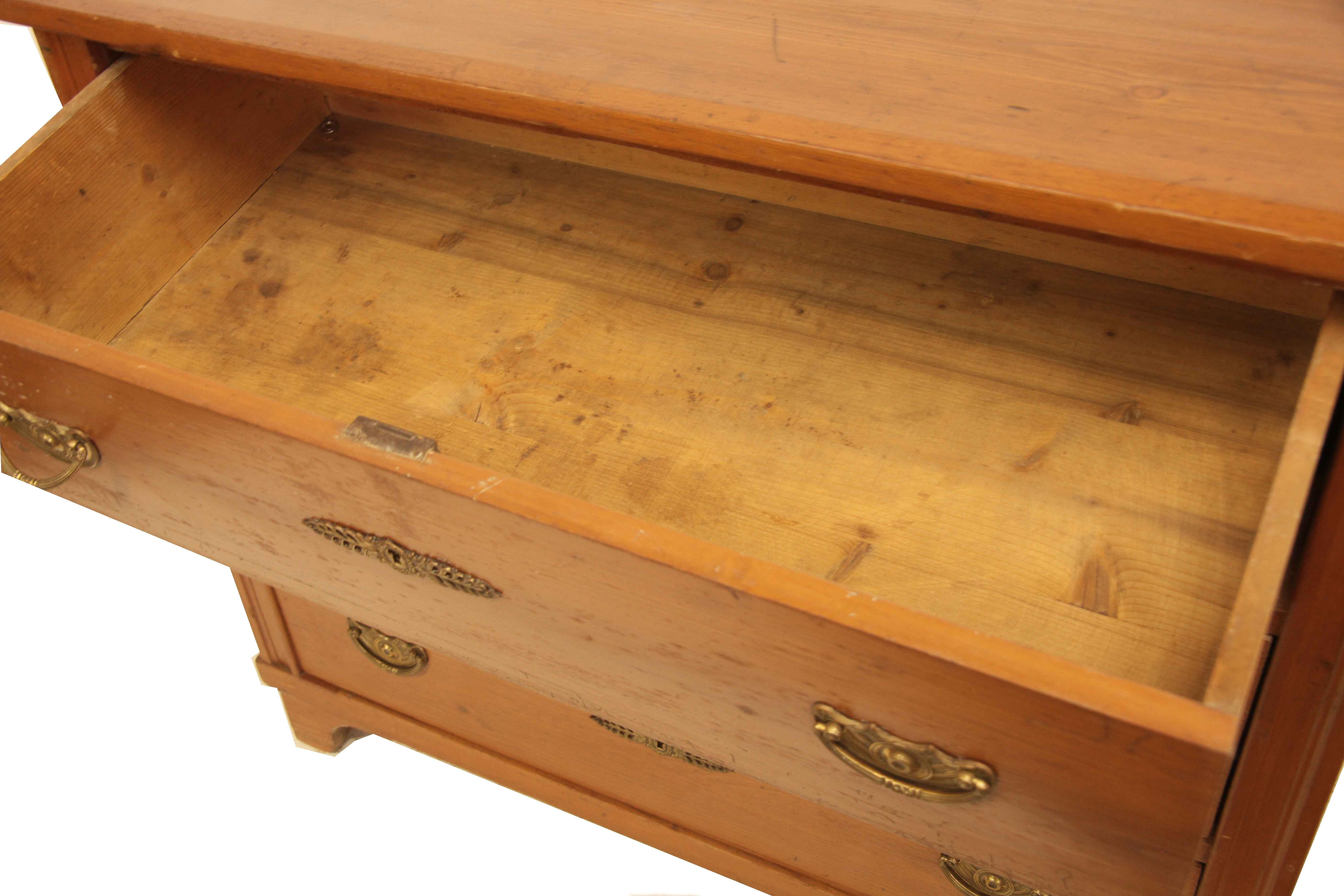 Continental Pine Three Drawer Chest For Sale 2