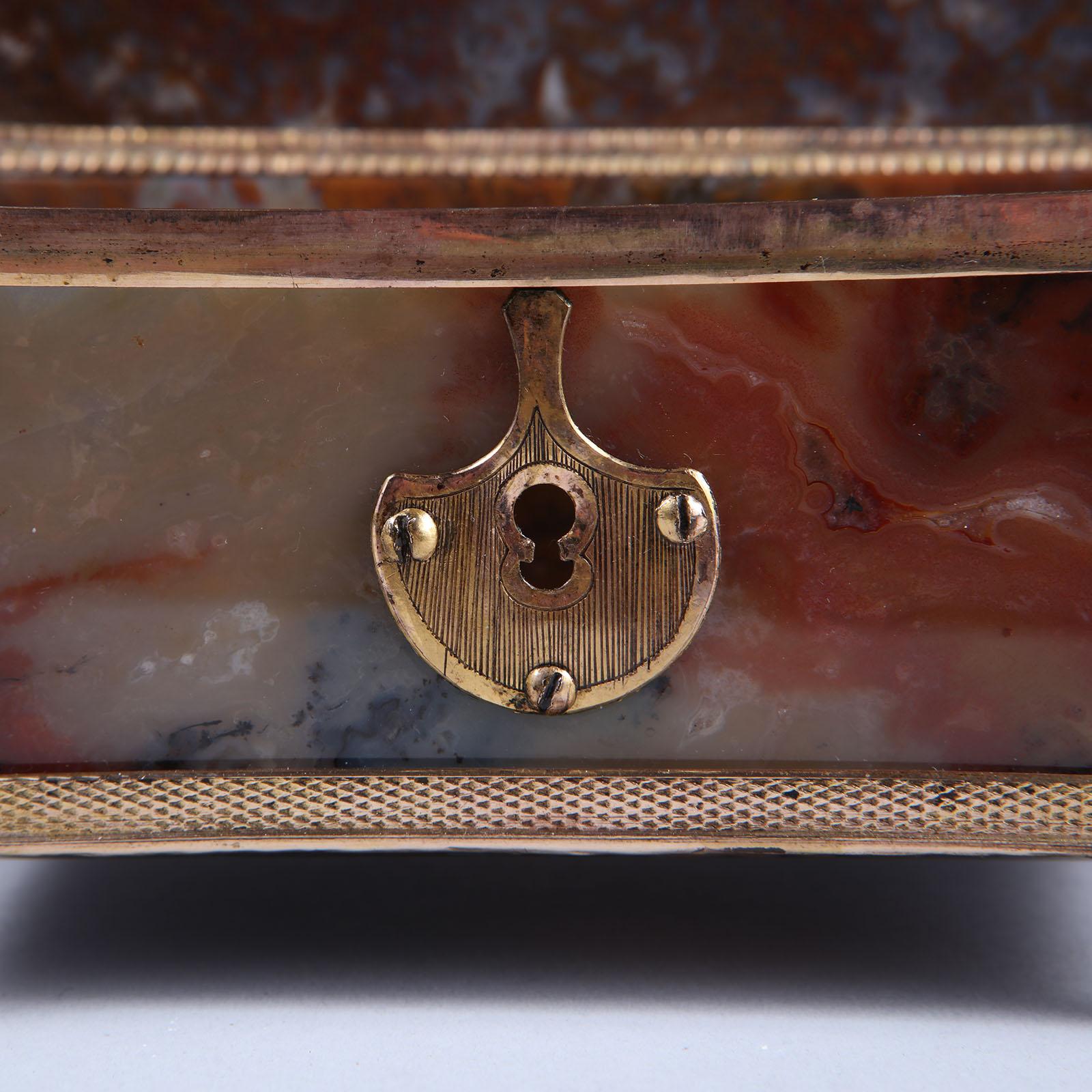 19th Century Burnished Agate and Gold Plated Metal Casket 3