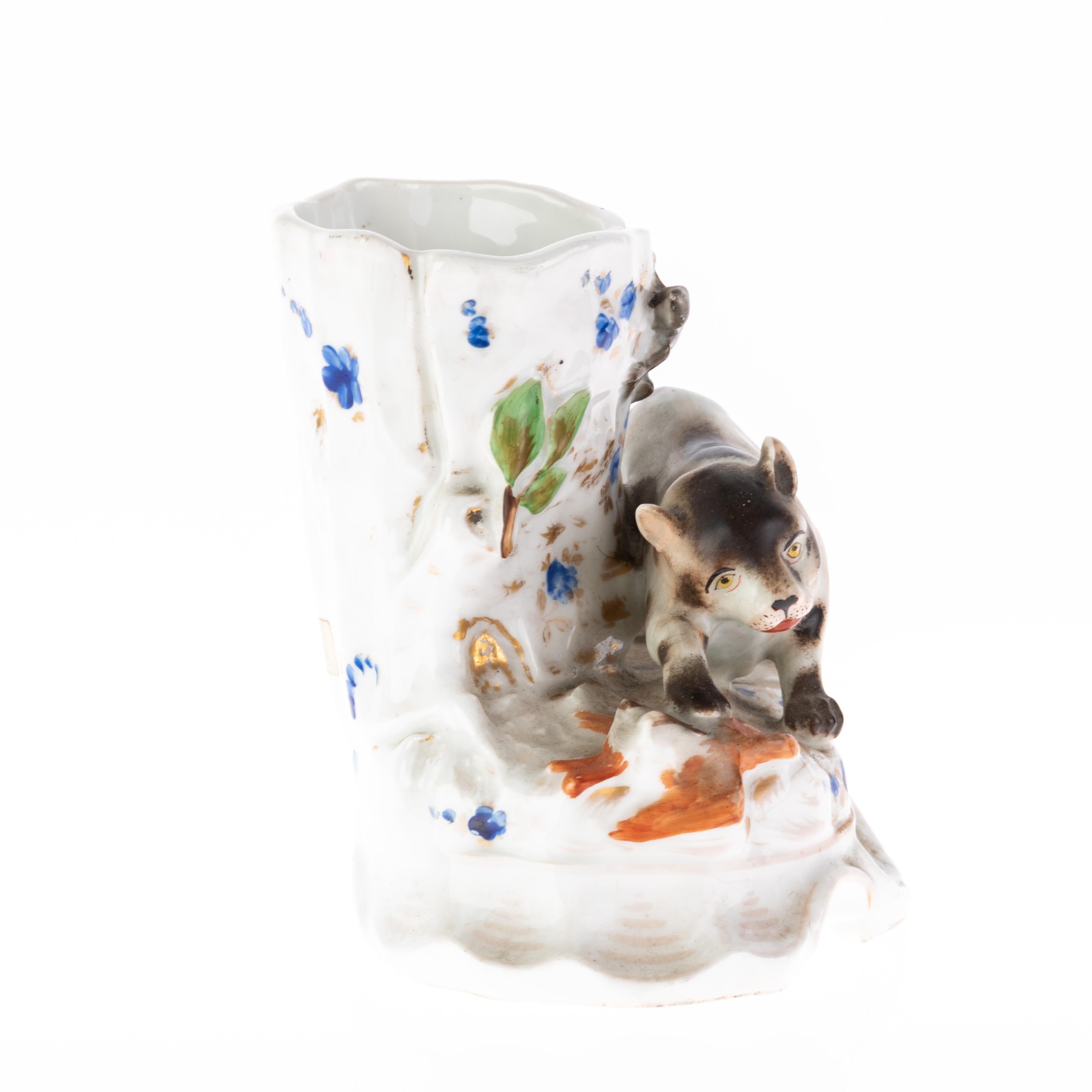 Vaso Animalier in porcellana policroma continentale del XIX secolo

Spedizione internazionale gratuita

