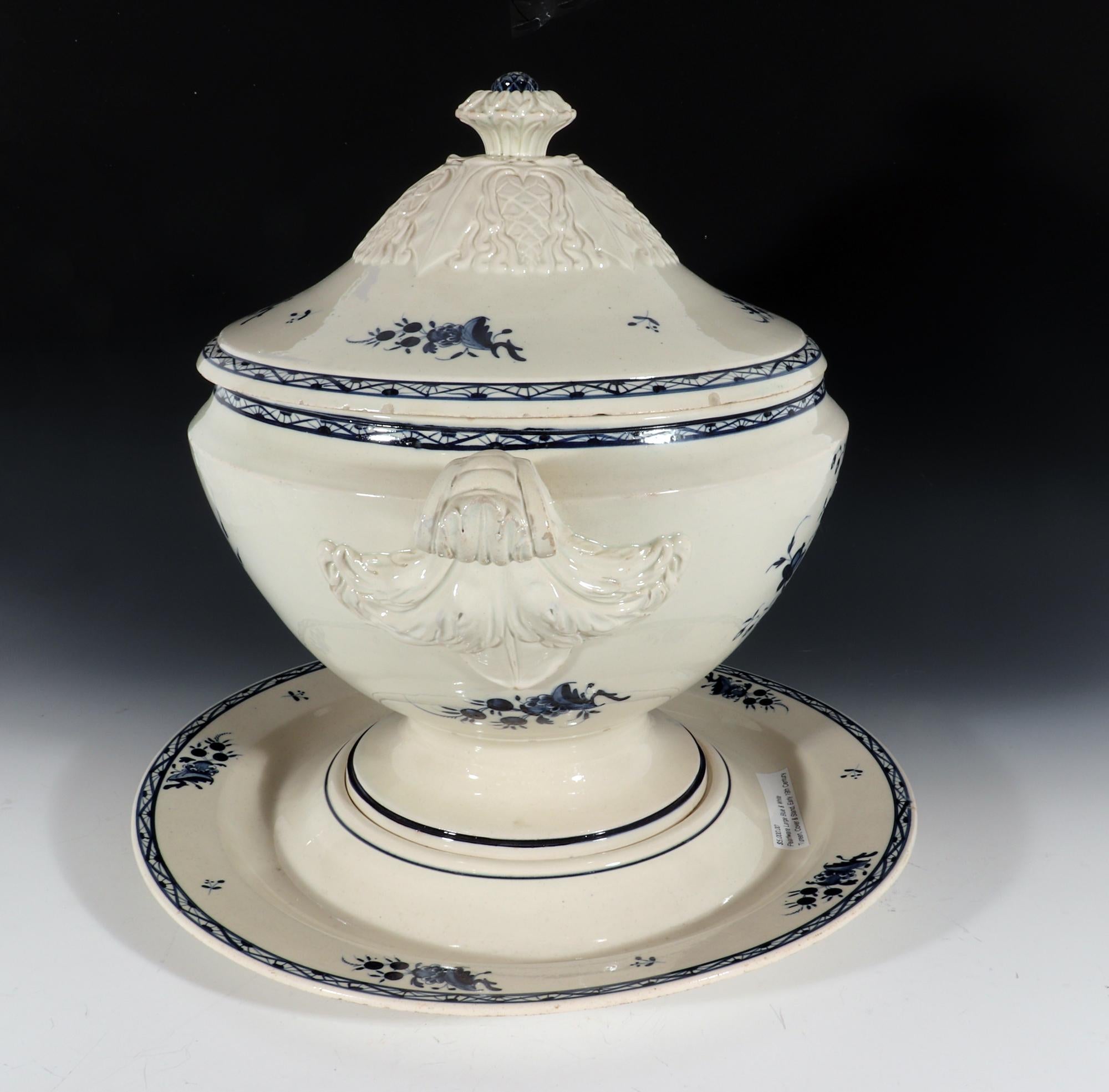 Continental Pottery Large Chinoiserie Soup Tureen, Cover & Stand, Nimy Factory In Good Condition For Sale In Downingtown, PA