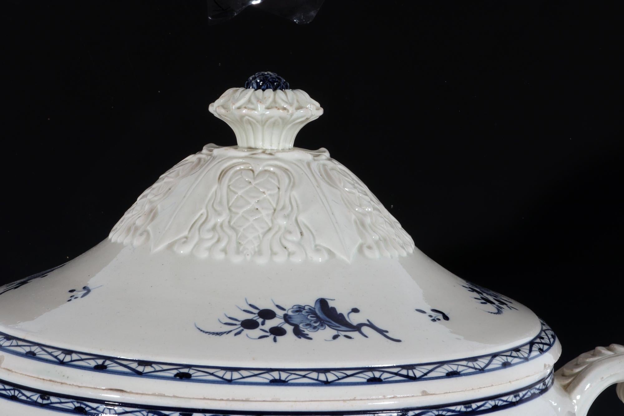 19th Century Continental Pottery Large Chinoiserie Soup Tureen, Cover & Stand, Nimy Factory For Sale