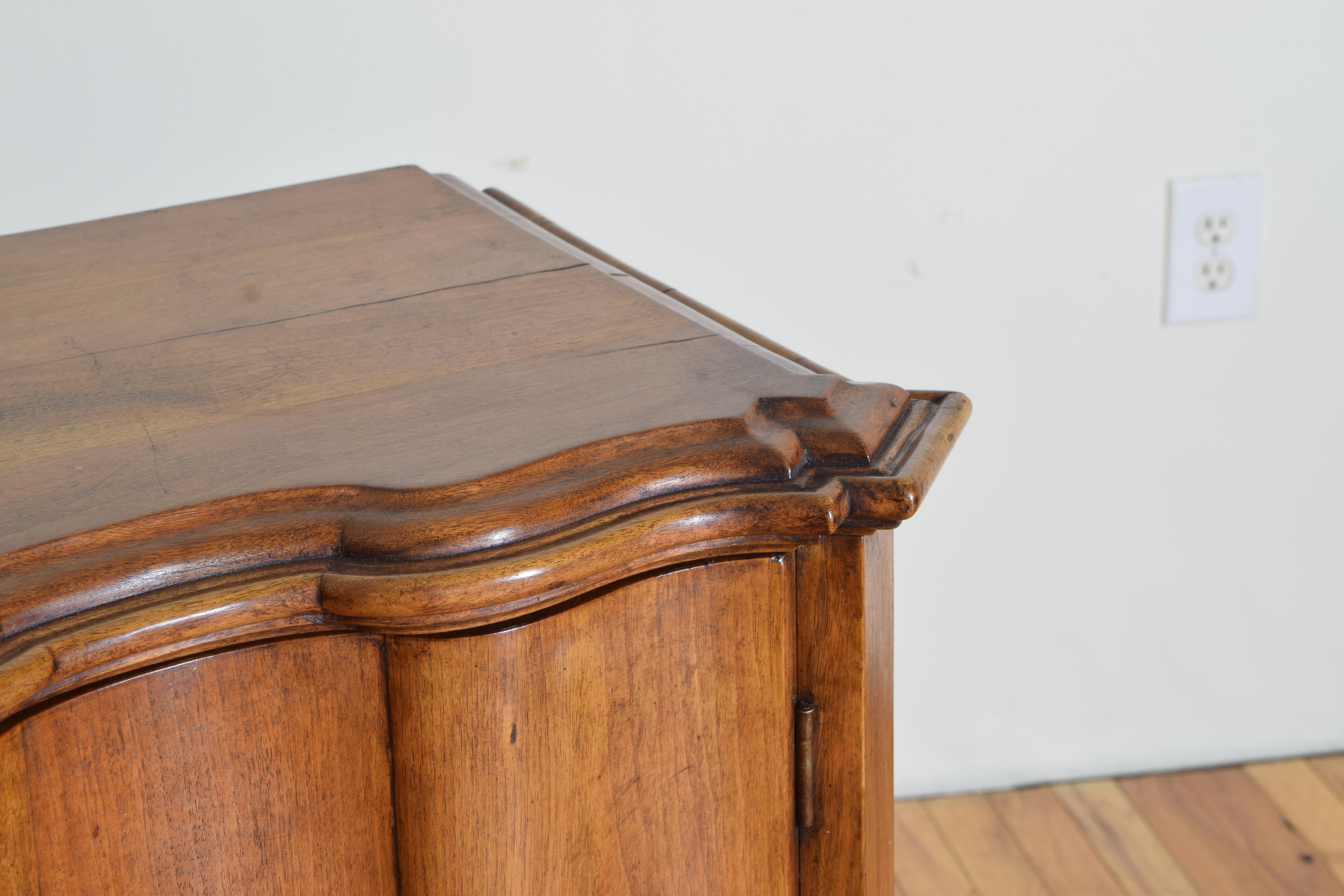 Continental Rococo Style Walnut Serpentine Front 2-Door Cabinet, Early 20th Cen 1