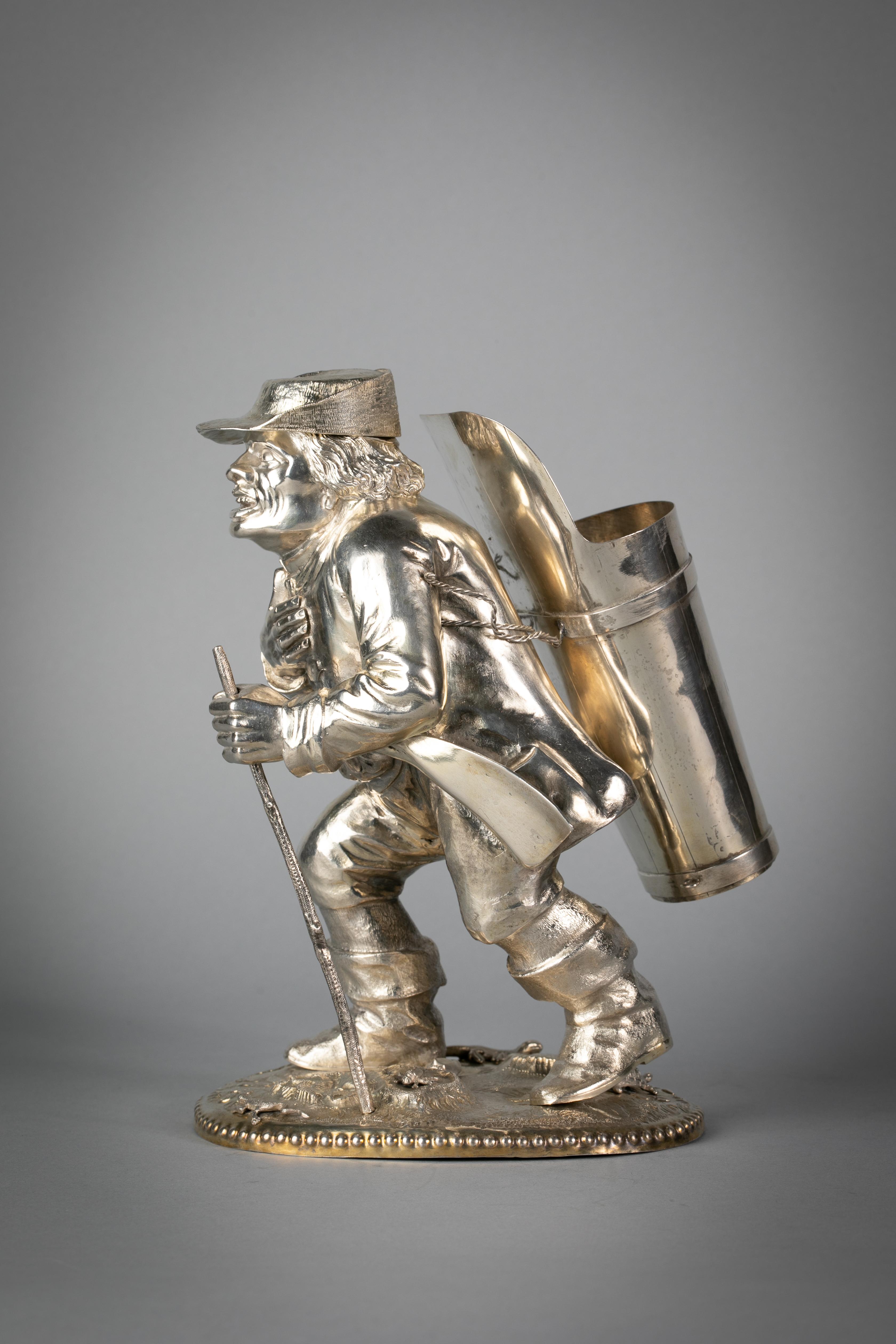 Personaggio di fantasia in argento continentale raffigurante un viaggiatore, circa 1880 In condizioni buone in vendita a New York, NY