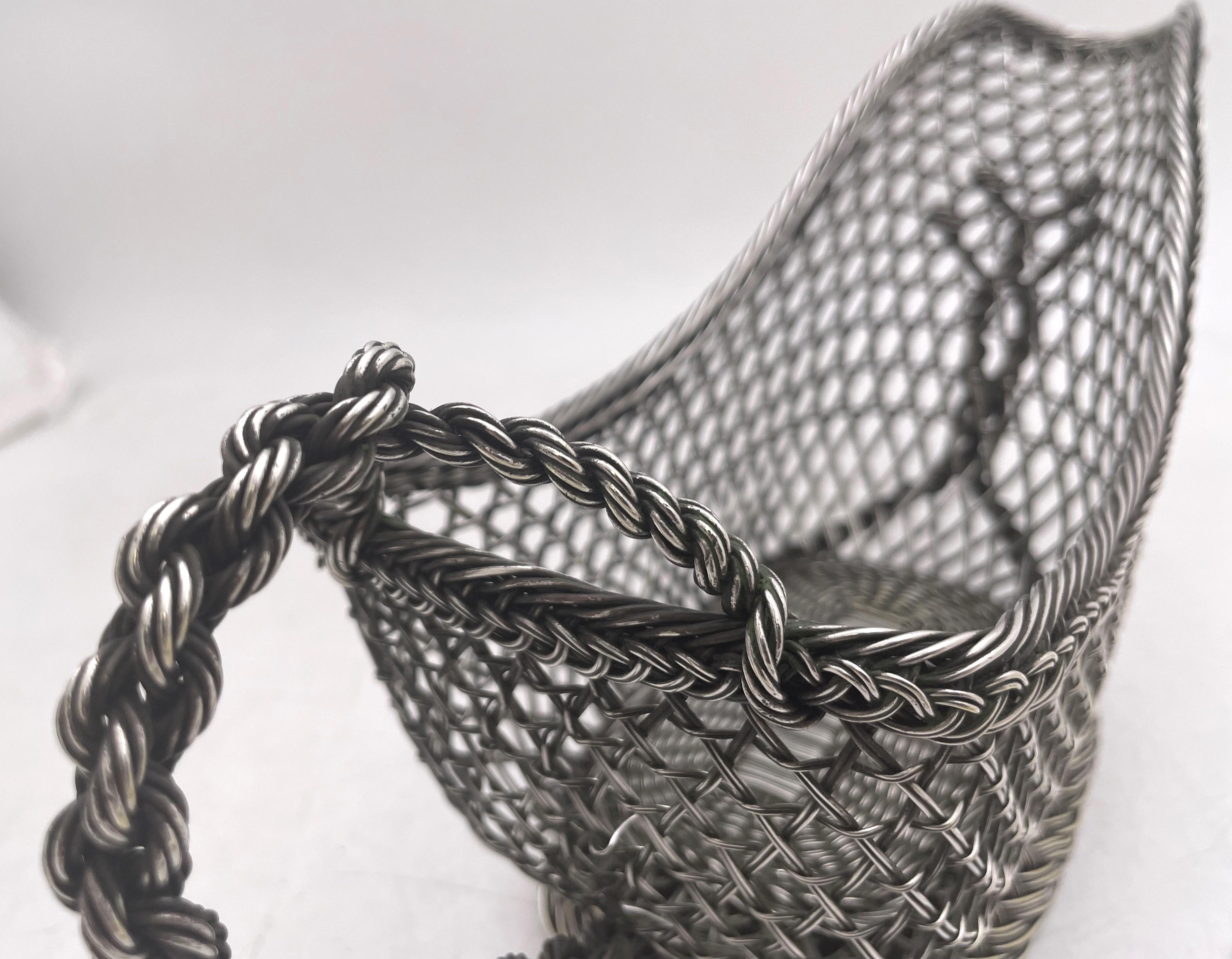 Continental Silver Wine Caddy from 19th Century with Fishnet Design In Good Condition For Sale In New York, NY