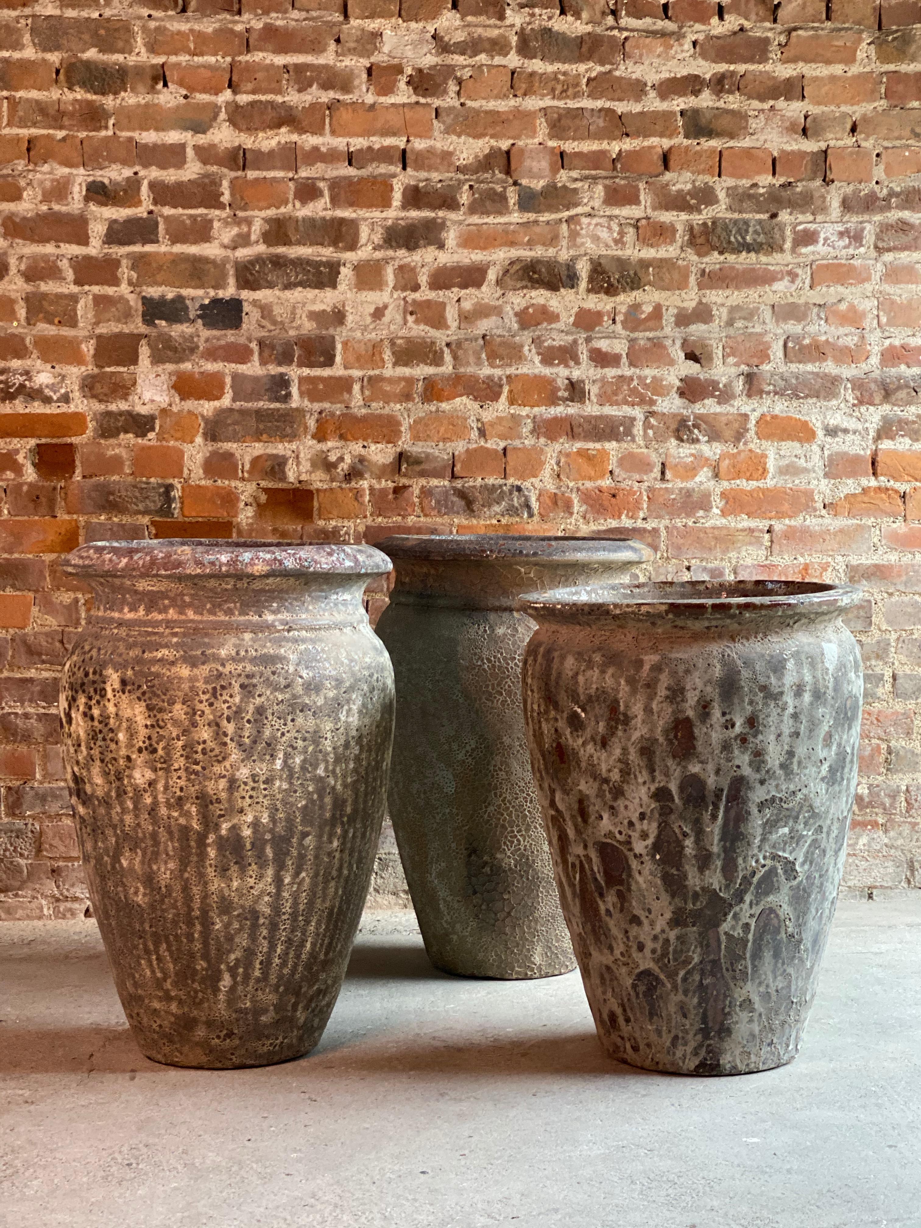 Continental Terracotta Garden Urns Reclaimed Distressed Outdoor Planters In Good Condition In Longdon, Tewkesbury