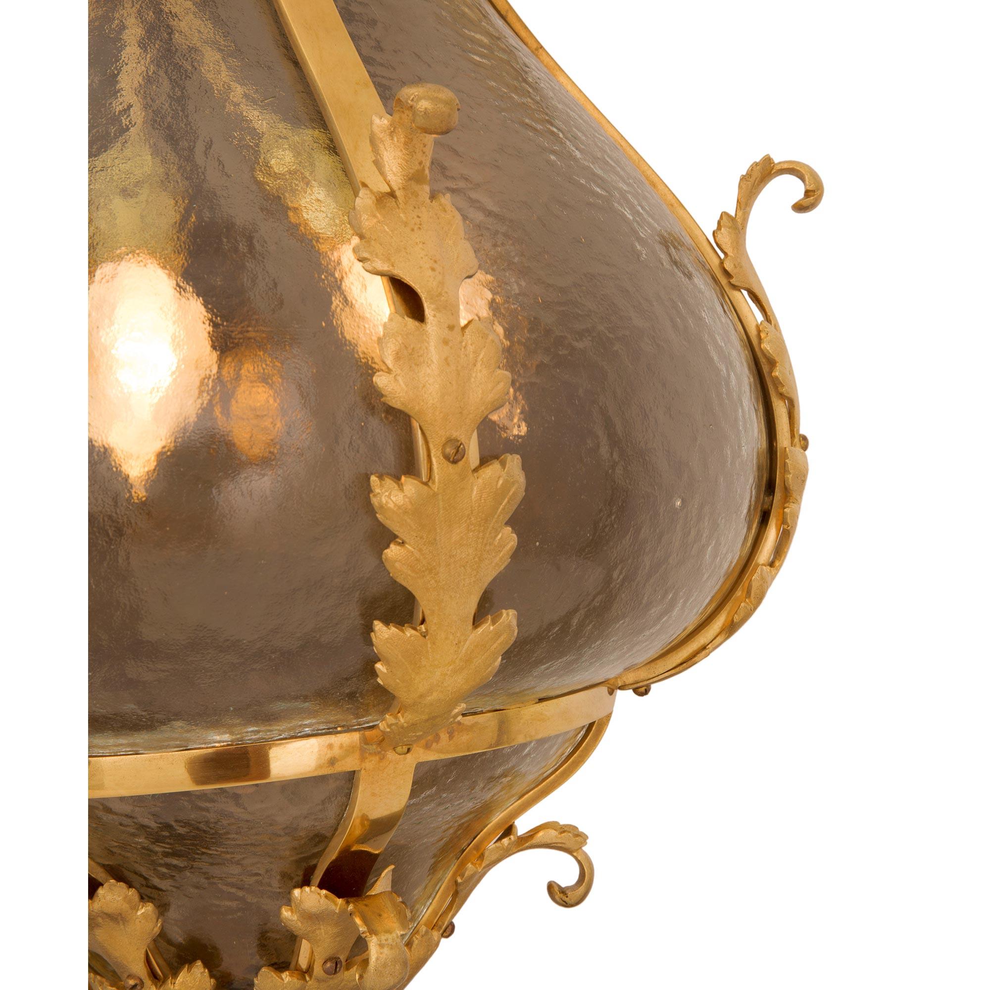 Continental Turn of the Century Ormolu and Frosted Glass Sconce For Sale 2