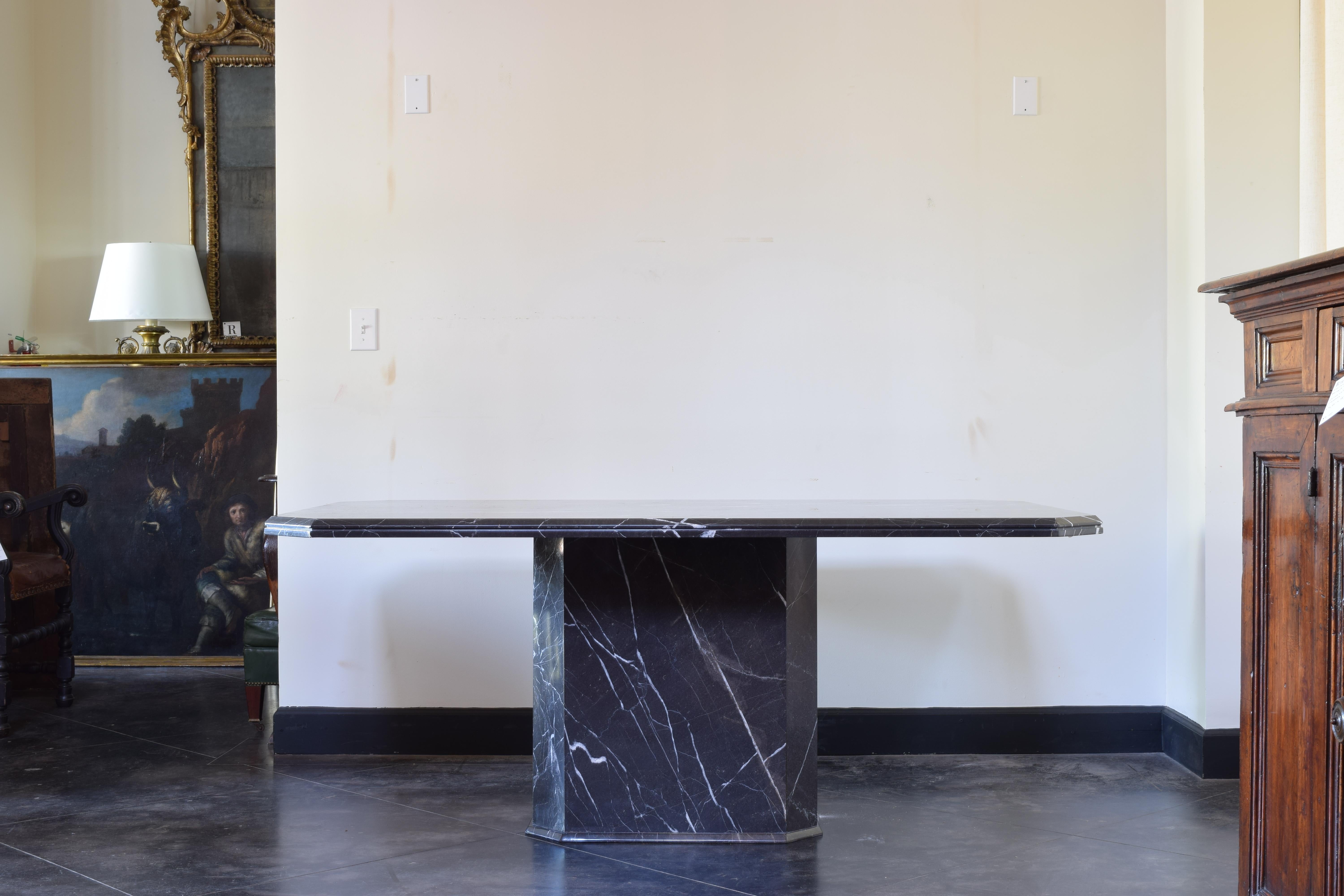 Modern Continental Two-Piece Marble Dining Table, circa 1970 For Sale