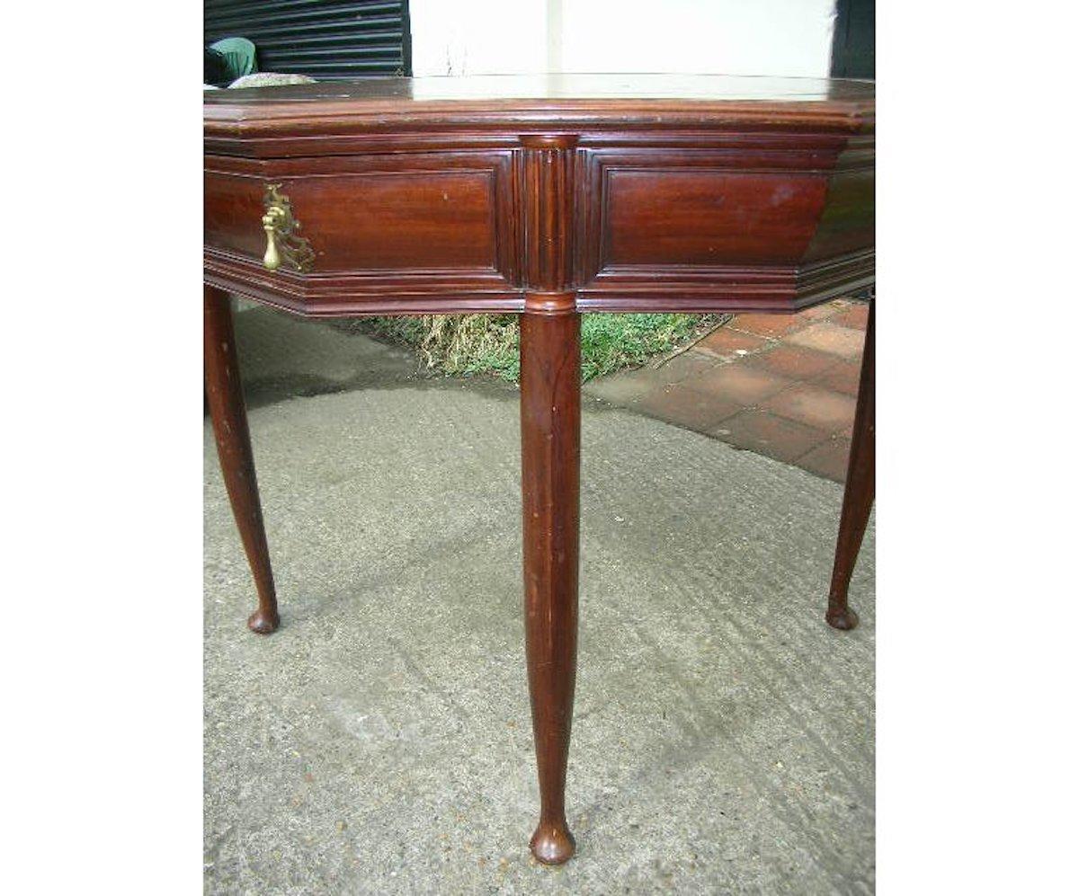Arts and Crafts Continental Walnut Octagonal Center Table in the Manner of Henry Van der Velde For Sale