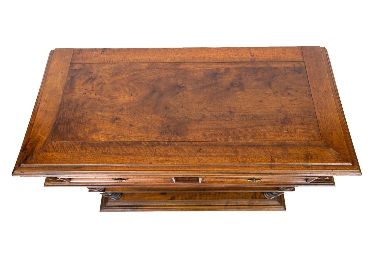 19th Century Continental Walnut Three-Tiered Barley Twist Shelf