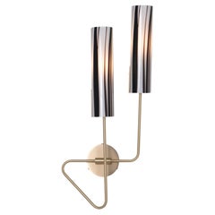 Continuum 01 Wandleuchter: Satin Brass/Topaz Stripe Schirme von Avram Rusu Studio