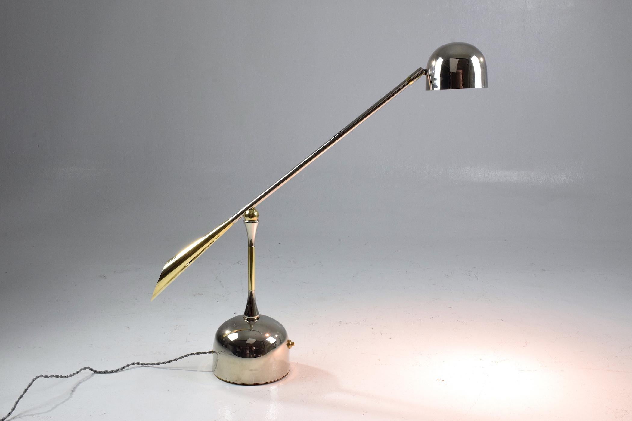 Modern Continuum-II Contemporary Brass Double Articulating Lamp