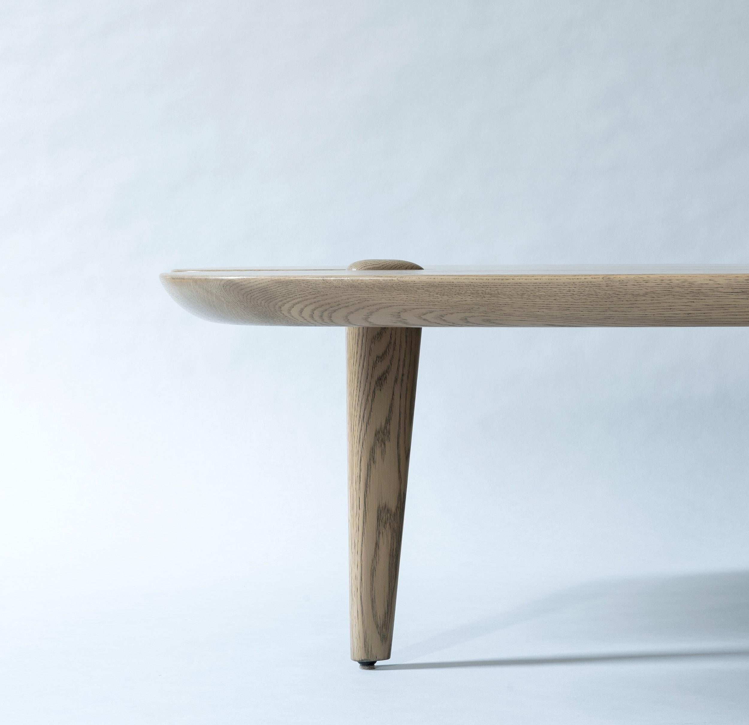 Indiano Tavolino Contour (Solid Wood) di DeMuro Das in vendita