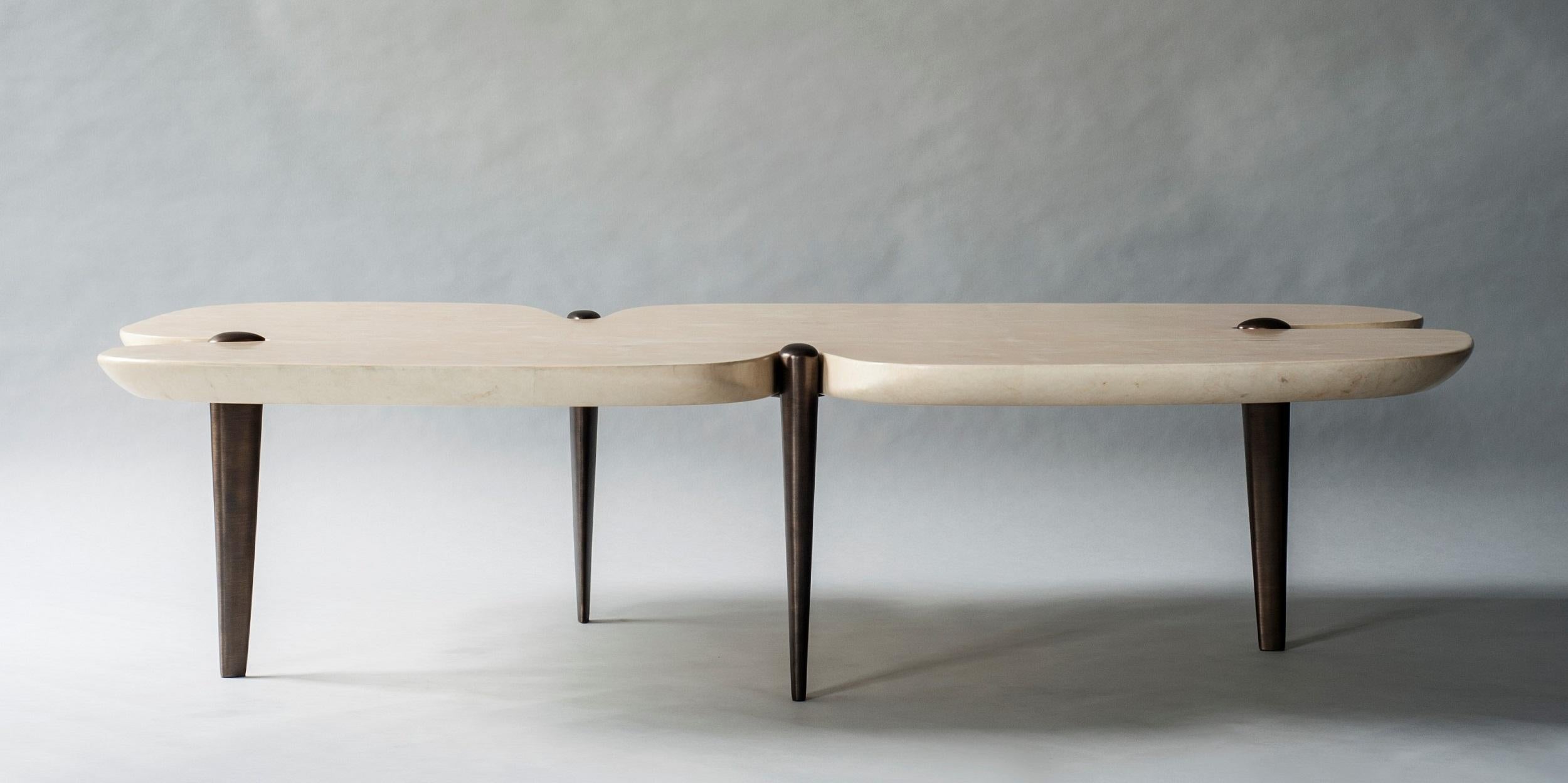 Contour Coffee Table by DeMuro Das In New Condition For Sale In Geneve, CH