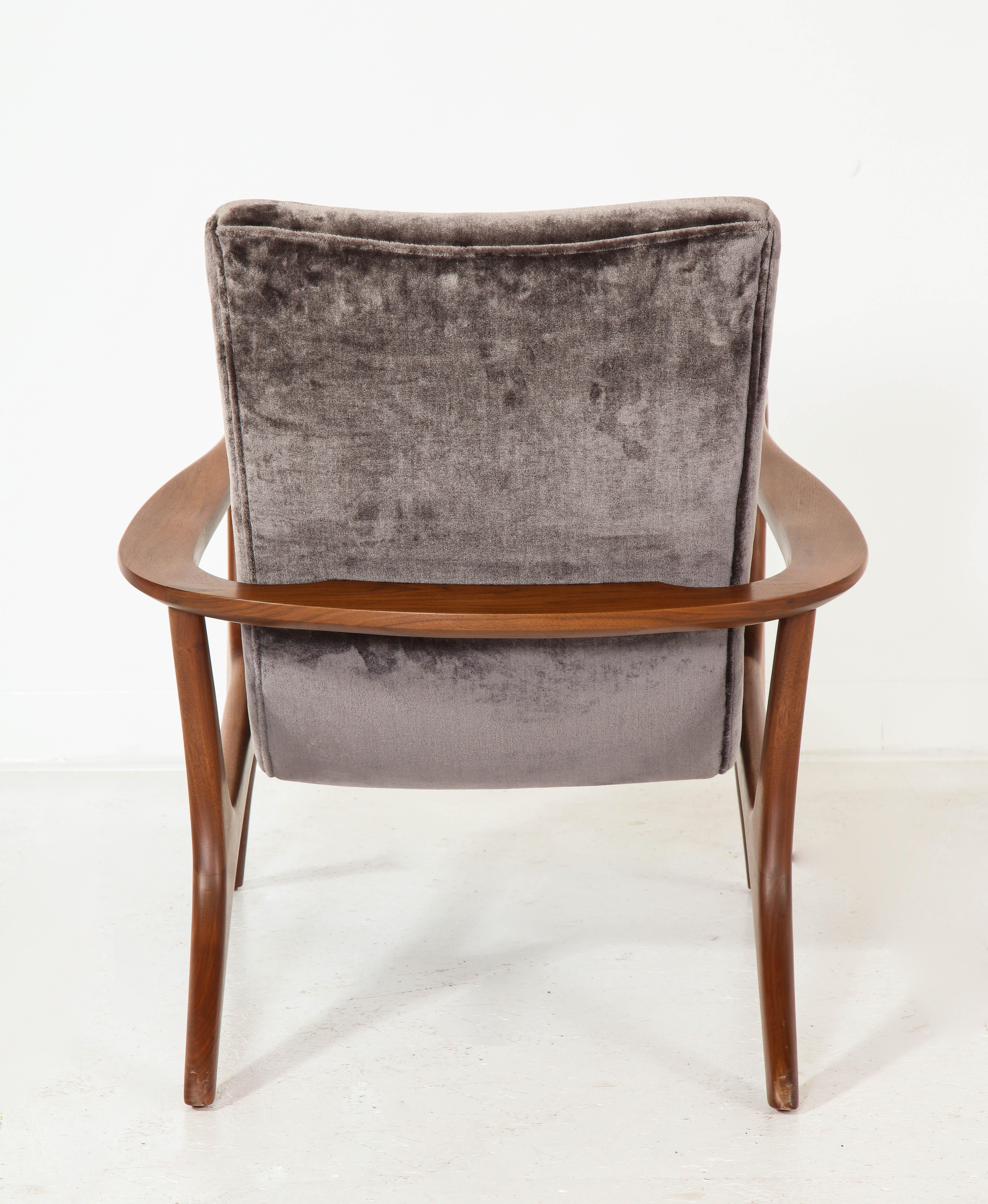 Contour Low Back Lounge Chair Offered by Vladimir Kagan Design Group 4