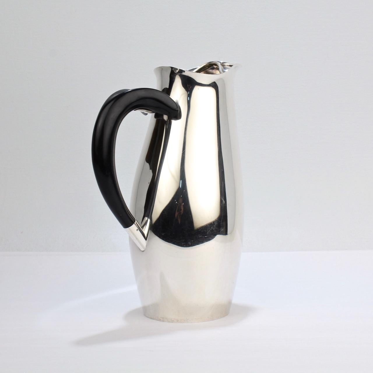 Contour Silver Plated Cocktail Pitcher by Robert King & John Van Koert for Towle In Good Condition In Philadelphia, PA