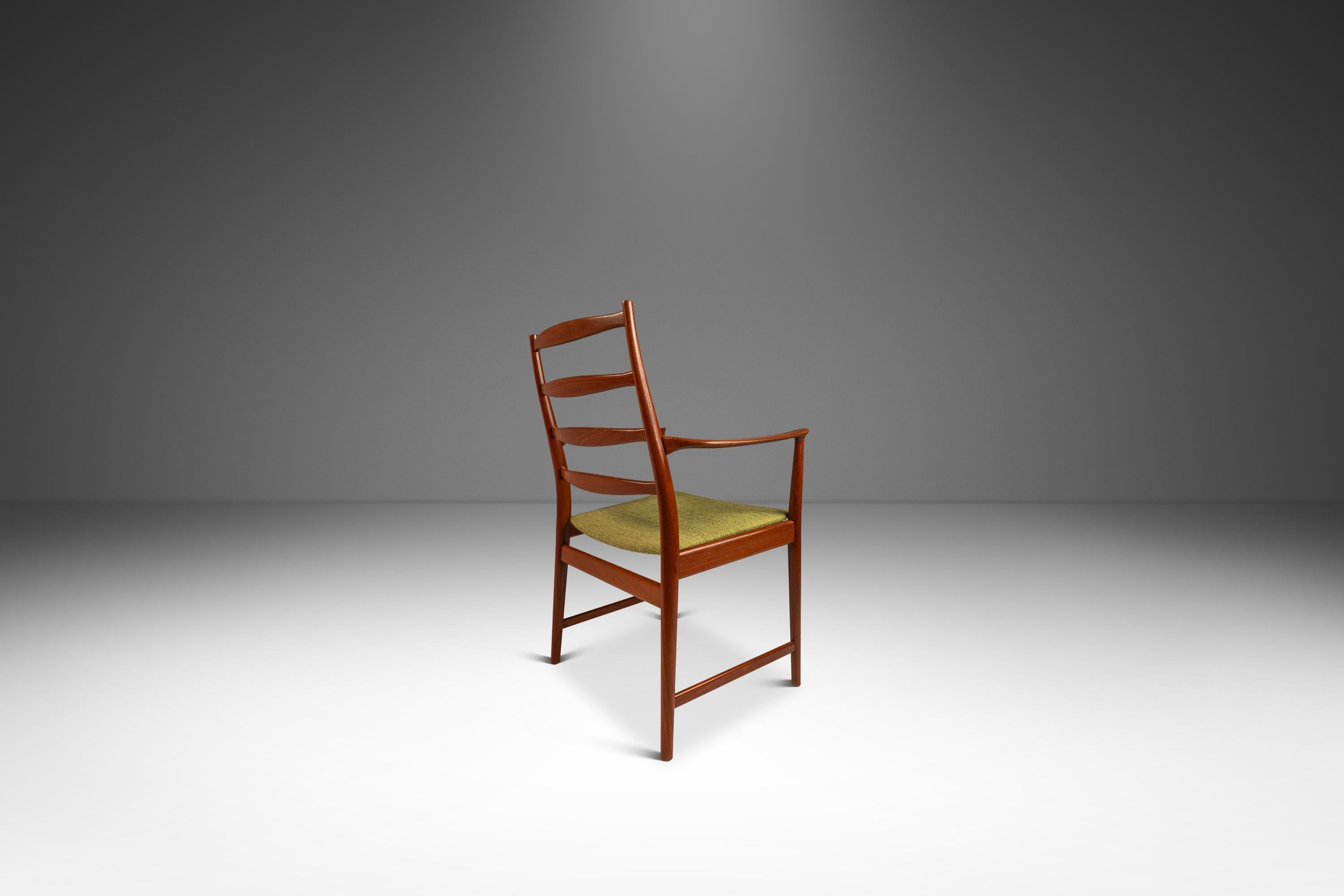 Poltrona con schienale a scaletta in teak, Torbjørn Afdal, Vamo, Danimarca, 1960 ca. In condizioni buone in vendita a Deland, FL