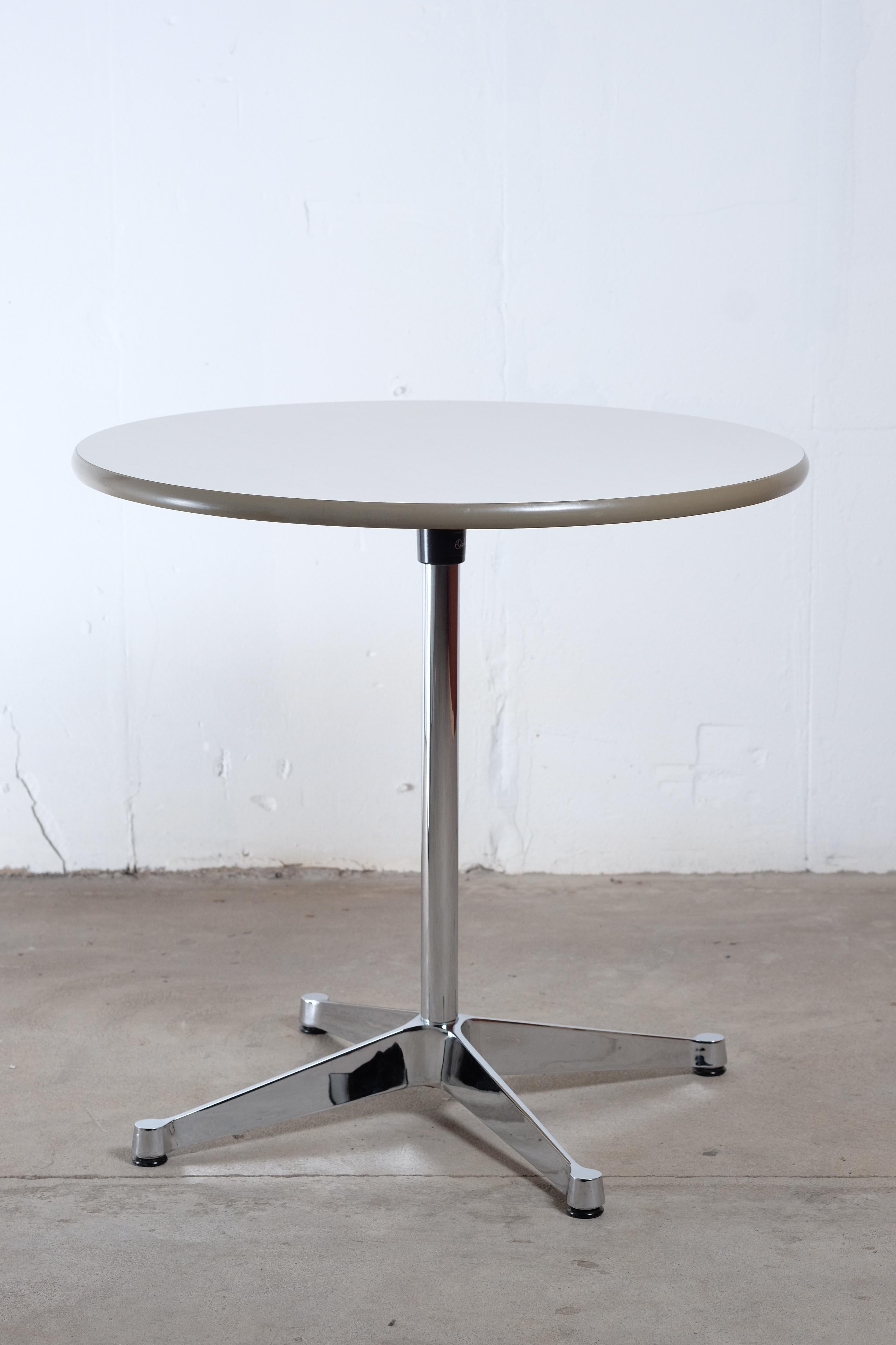 vitra contract table