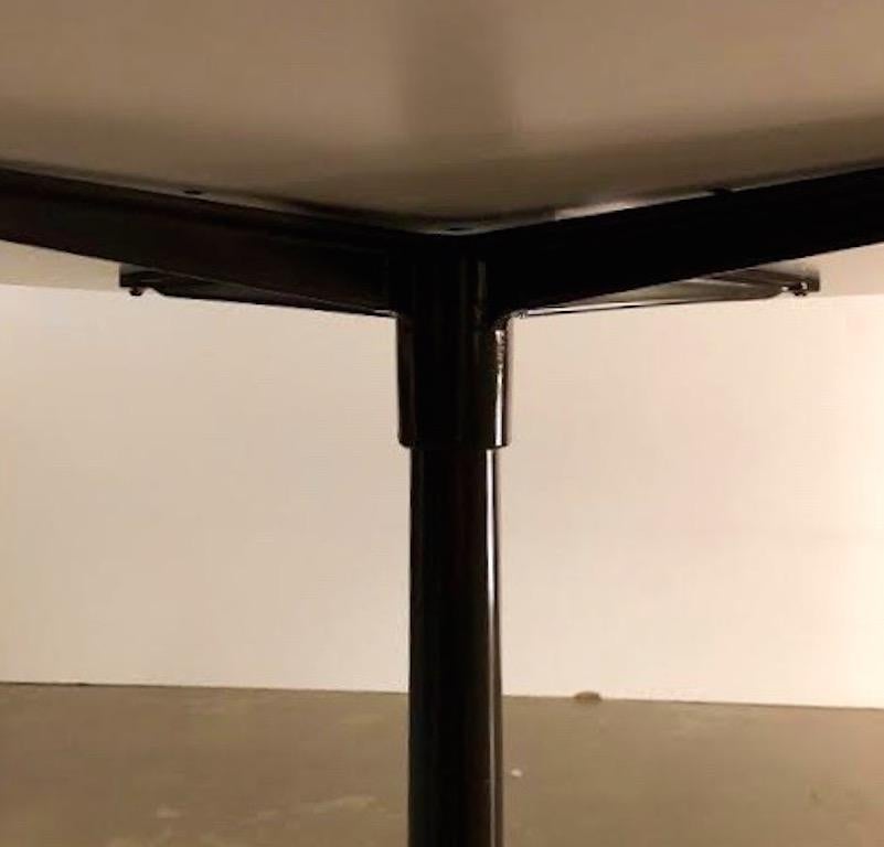 Contract Table by Charles and Ray Eames In Good Condition For Sale In Porto, PT