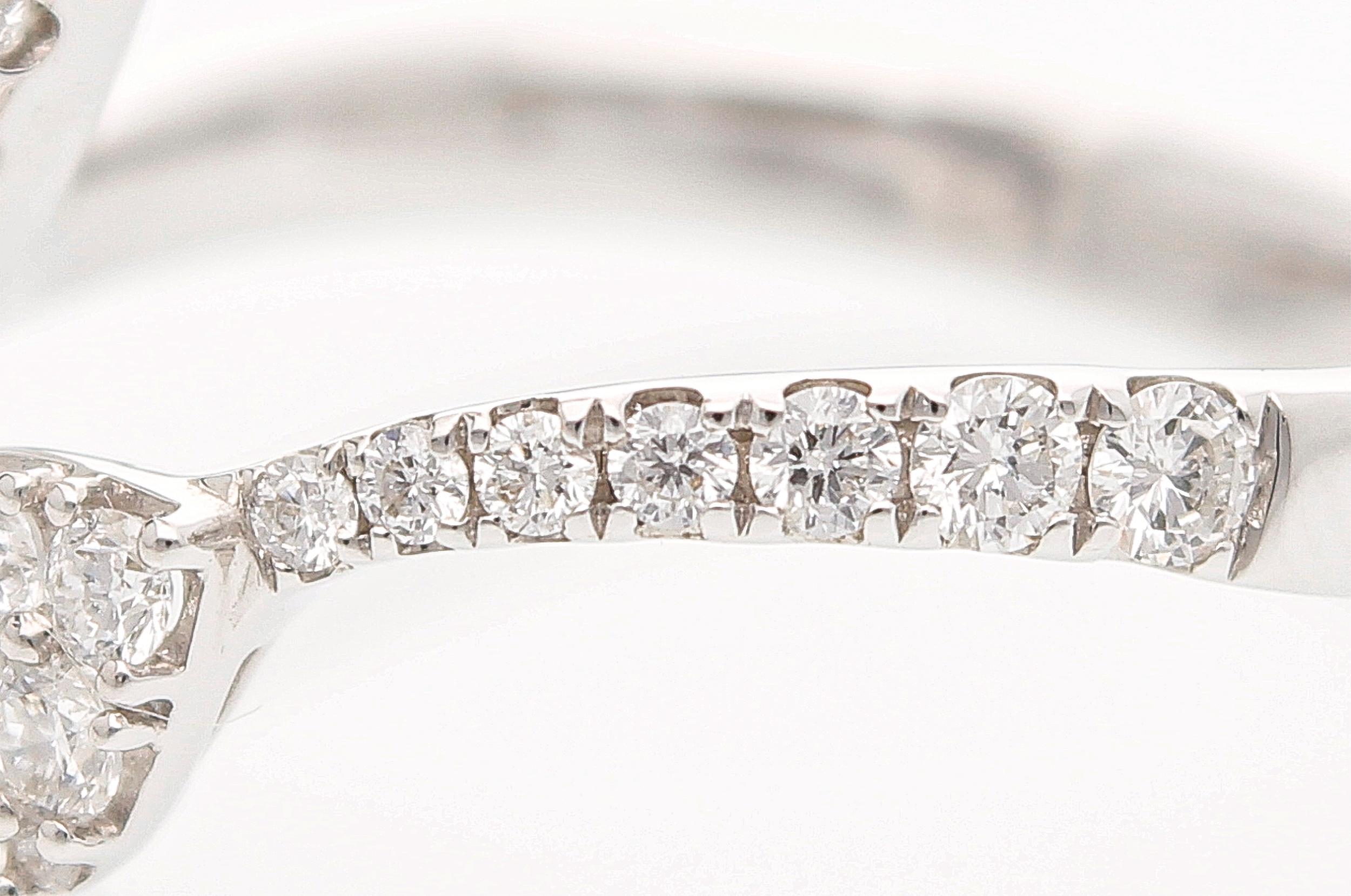Bague Contrariè avec diamants taille brillant 1.10 Ct. Or blanc 18 carats en vente 10