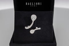 Contrariè Ring with Brilliant Cut Diamonds 1.10 Ct. 18 Kt White Gold