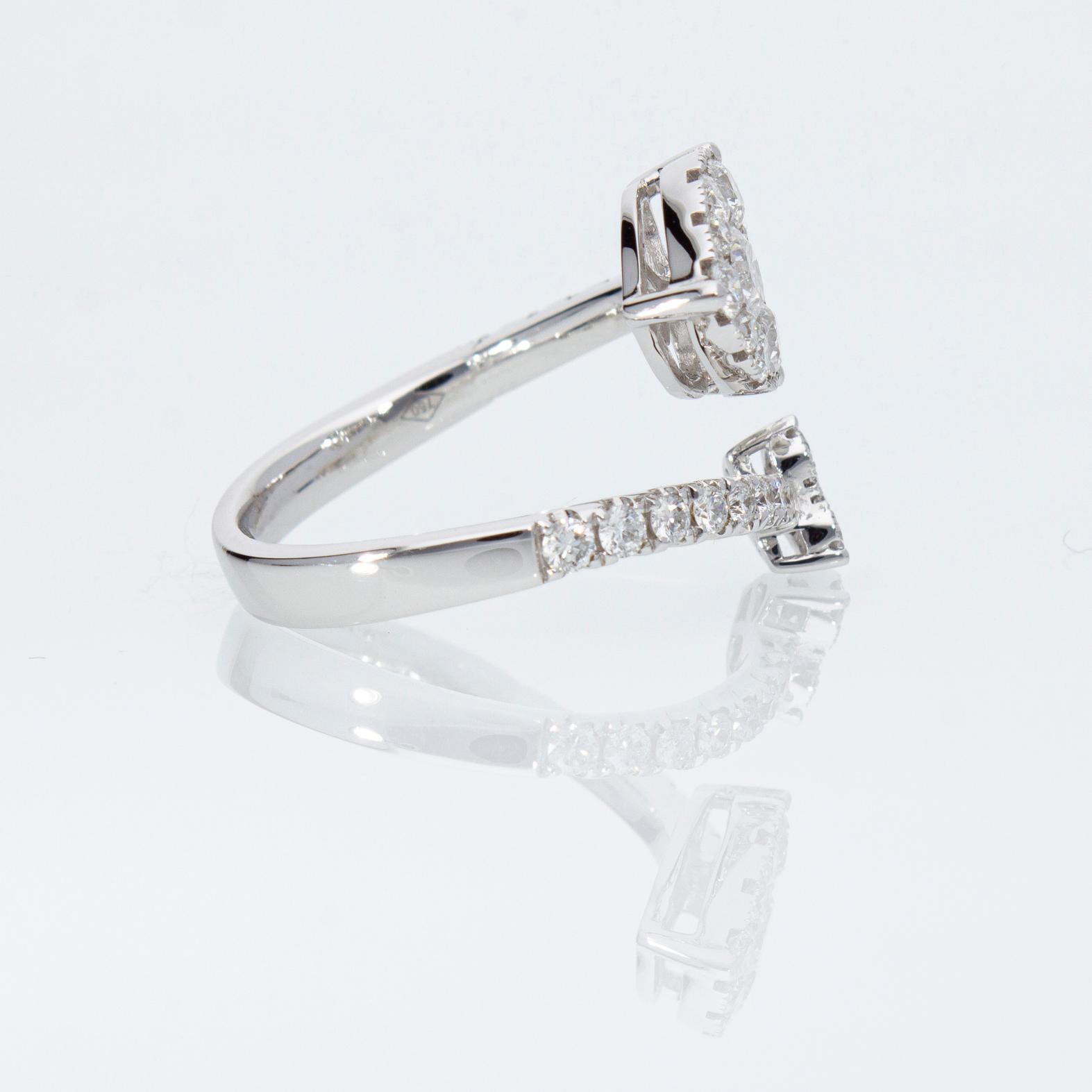 Contrarié Ring with Hearts with Ct 1.08 of Diamonds, 18 Kt White Gold For Sale 8
