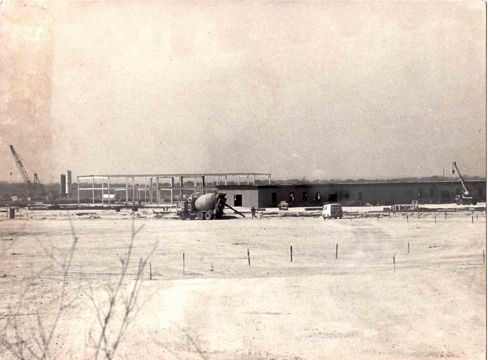 Contrasto, Fabio Ponzio Figurative Photograph - The Nuclear Center - Vintage Photograph - 1980