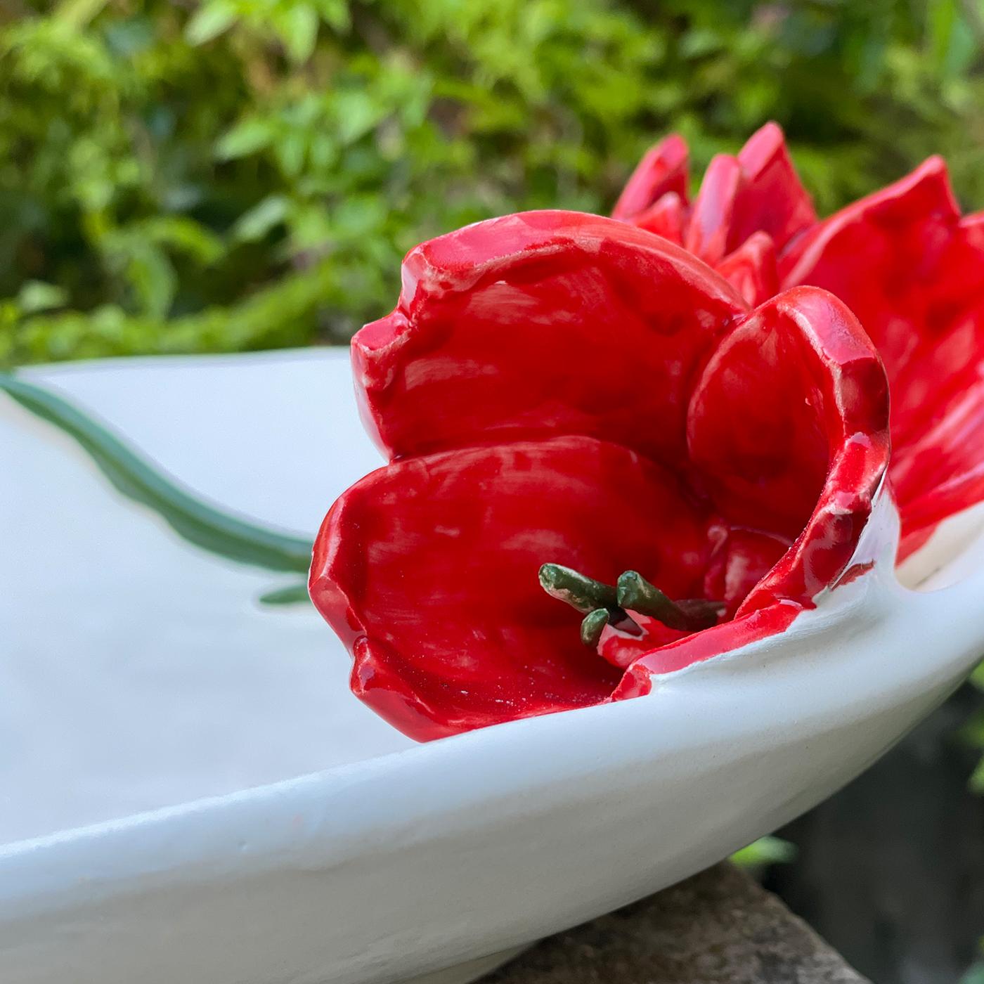italien Assiette conturbante avec tulipes en vente