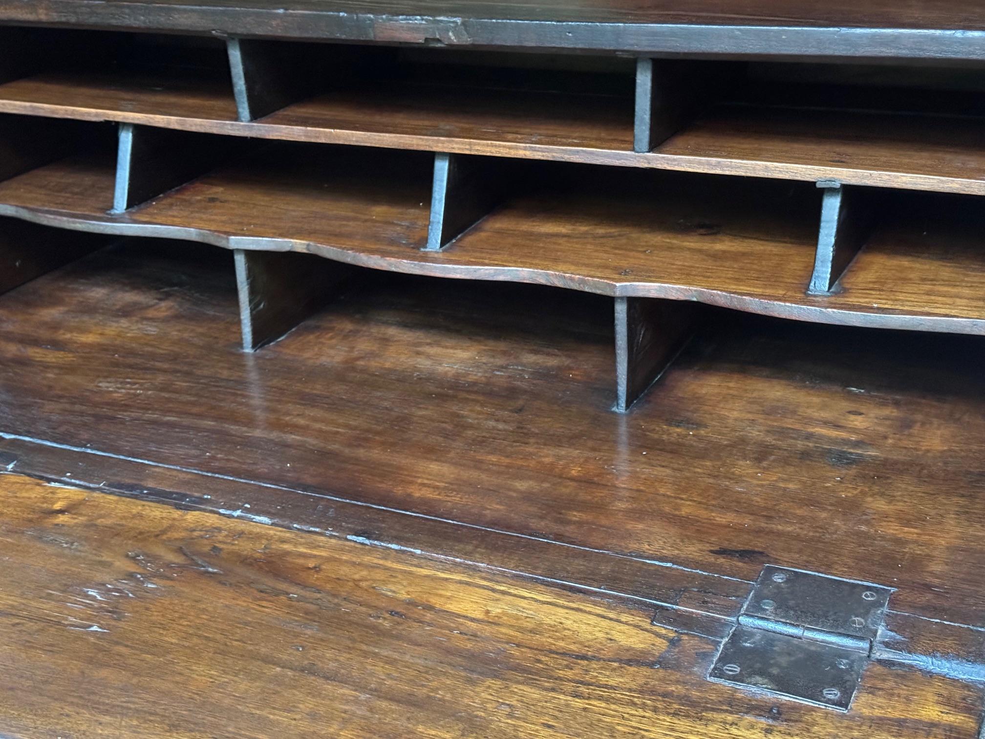 Conventual 18th-Century European Bureau – Rustic Devotion in Solid Wood For Sale 2