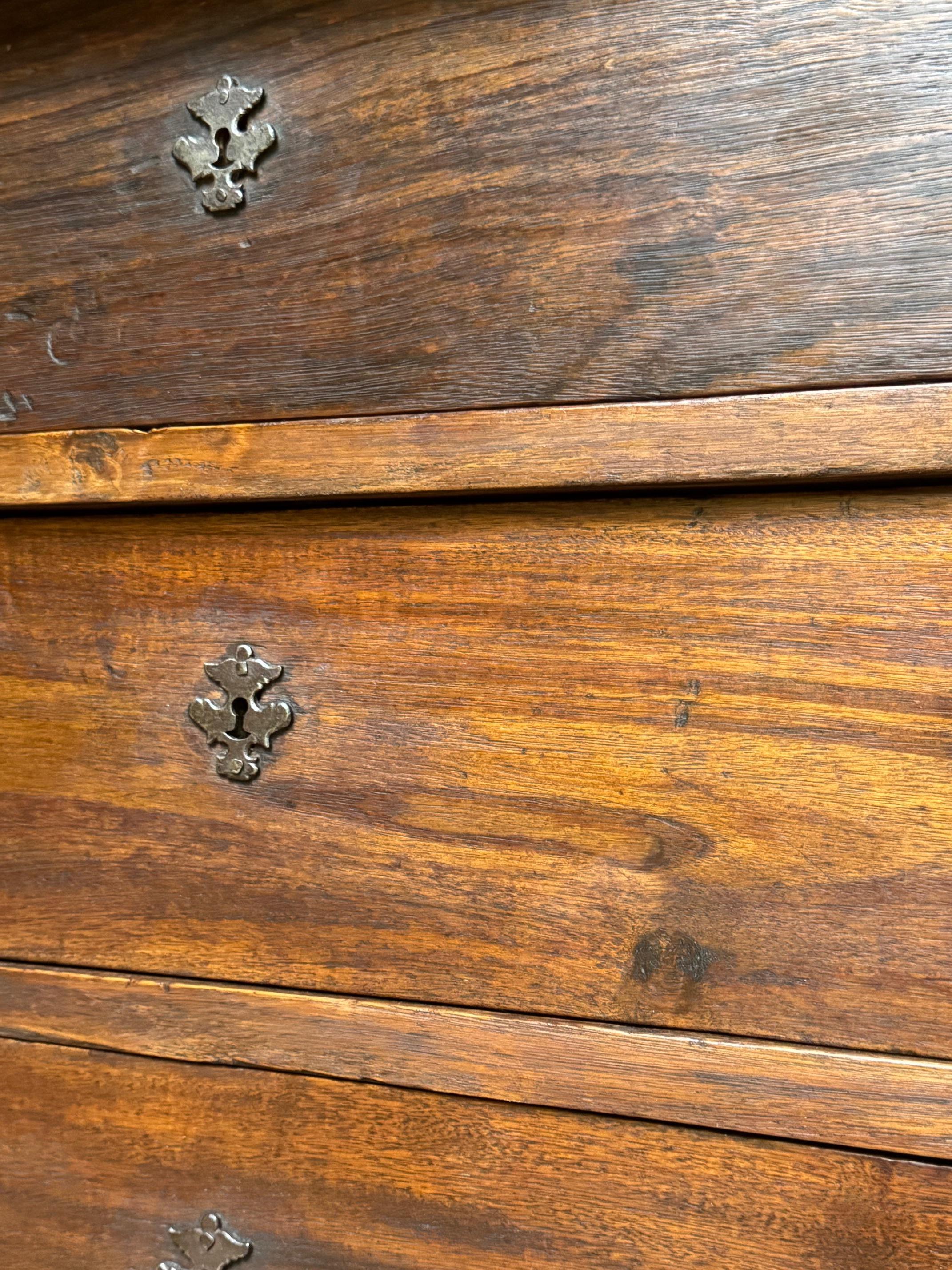 Conventual 18th-Century European Bureau – Rustic Devotion in Solid Wood For Sale 3