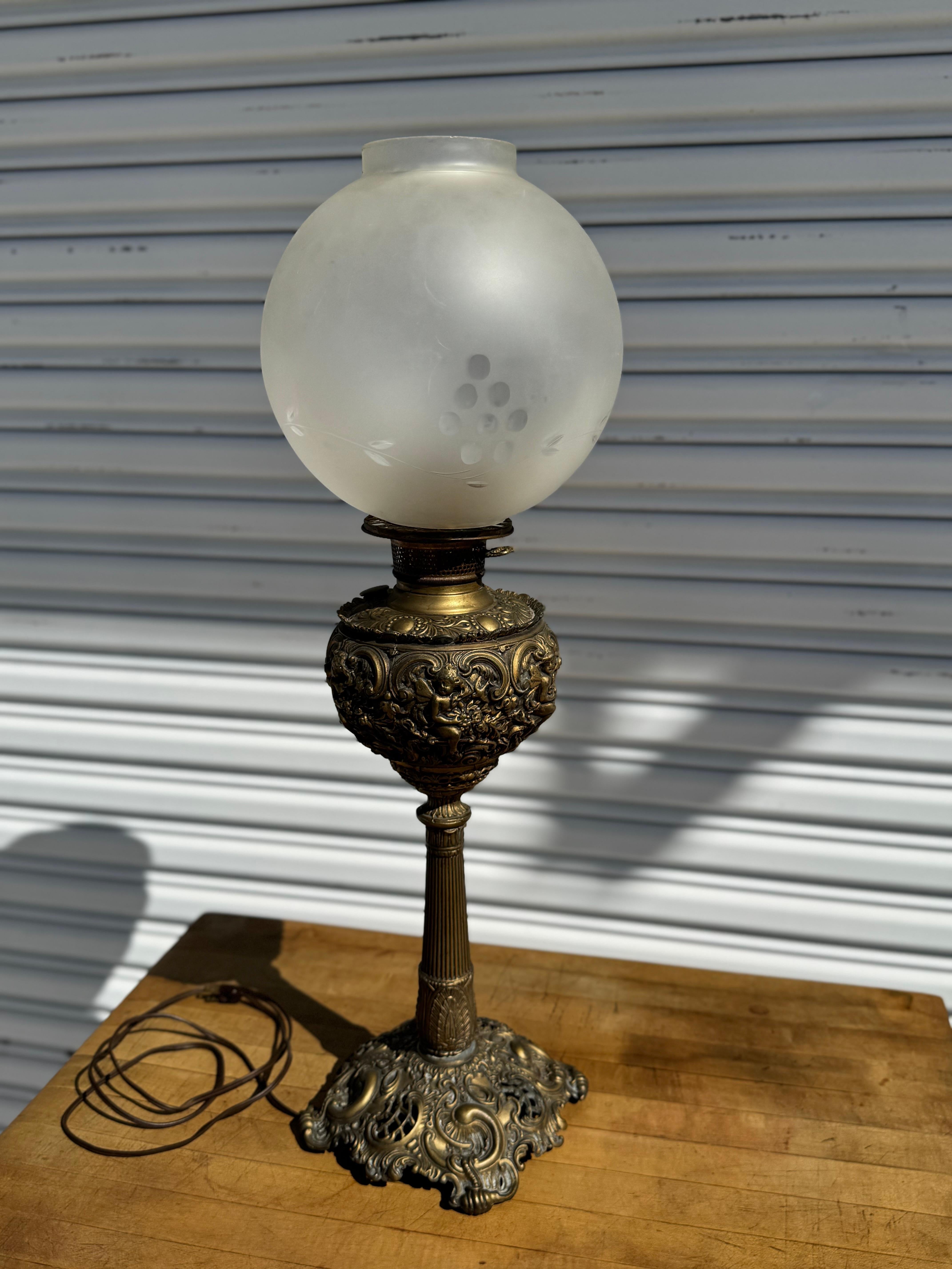 Converted 19th C. Ornate Brass Oil Lantern Table Lamp w/ Etched Globe Shade In Good Condition For Sale In Pasadena, TX