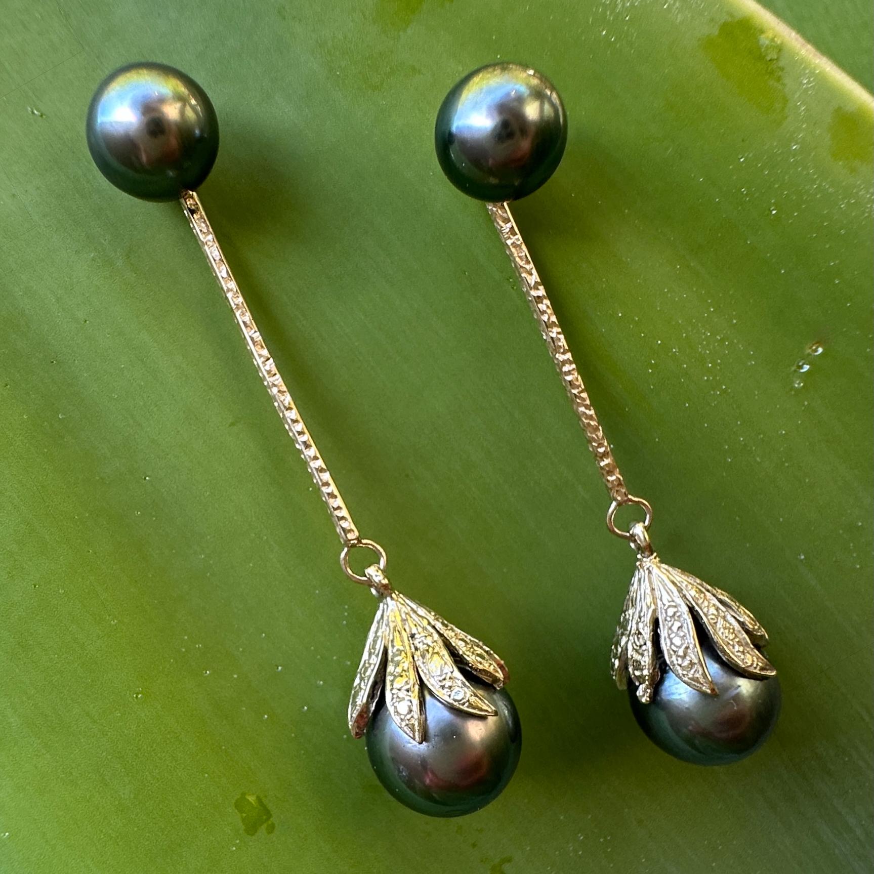 Non taillé Boucles d'oreilles convertibles en or jaune avec perles de Tahiti de 11mm et 8.5mm en vente