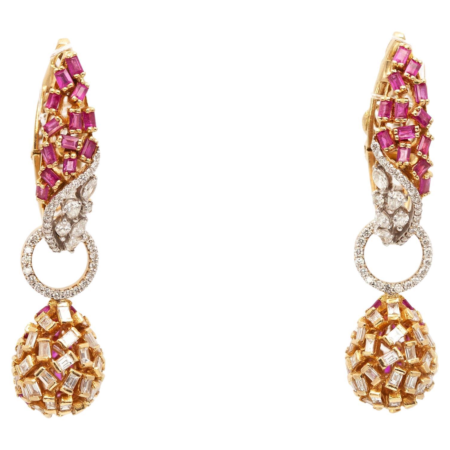 Verwandelbare 18K Gelbgold Rubin- und Diamant-Tropfenohrringe im Angebot