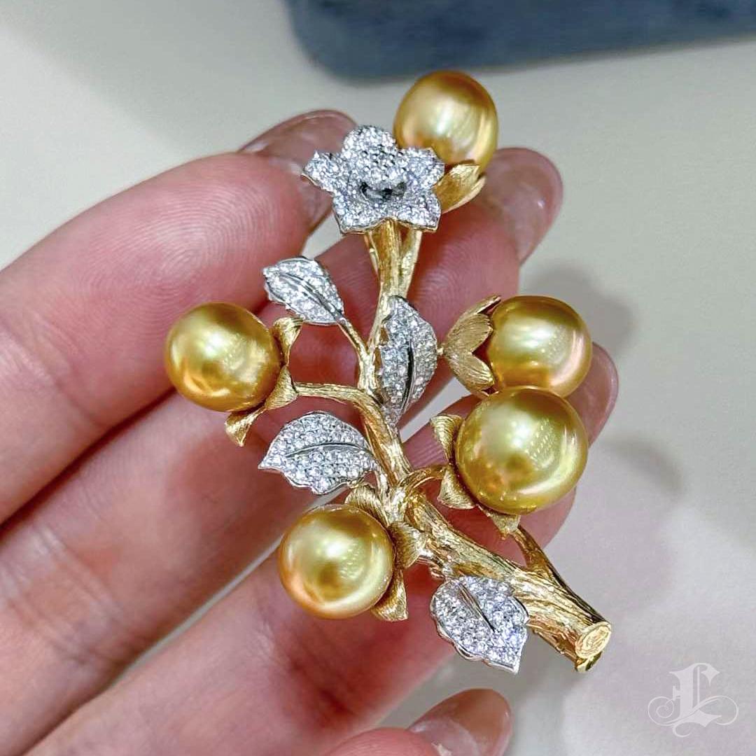 Uncut Convertible Golden Harvest South Sea Pearl Diamond Brooch Pendant