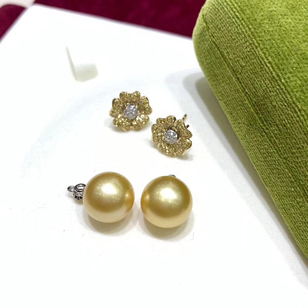 【Vine Symphony】Pendientes convertibles de perlas del mar del sur con pavé completo de diamantes en forma de flor en venta 1