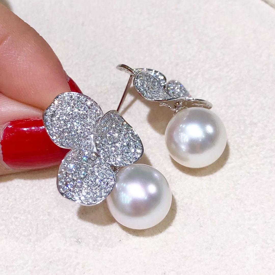 【Vine Symphony】Convertible Aurora Bloom Pendientes de Diamantes Perla del Mar del Sur en venta 2