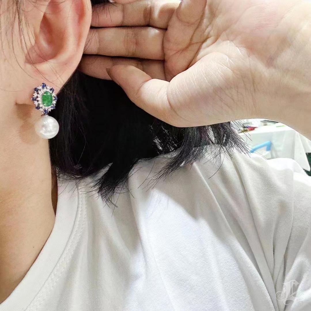 【Vine Symphony】Convertible Crown Garden South Sea Pearl & Emerald Earrings For Sale 3
