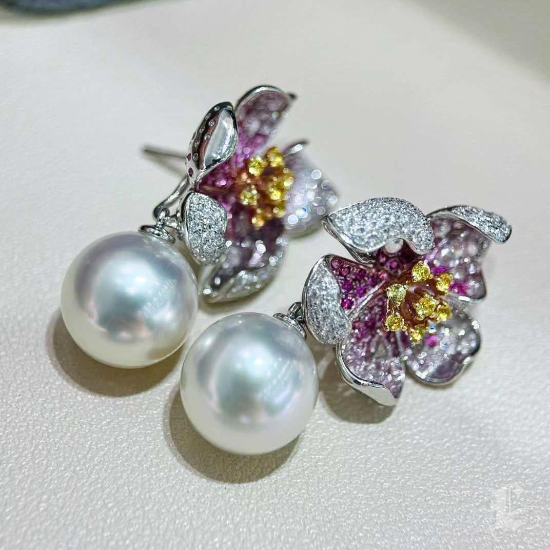 【Vine Symphony】Convertible Petalburst South Sea Pearl Diamond Sapphire Earrings For Sale 3