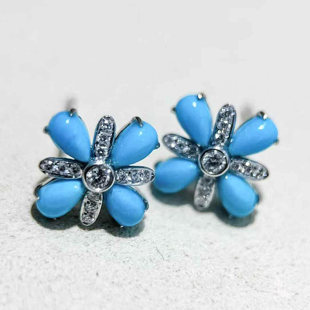 【Caelmare】Convertible 2-in-1 Blossom South Sea Pearl Turquoise Diamond Earrings In New Condition For Sale In New York, NY