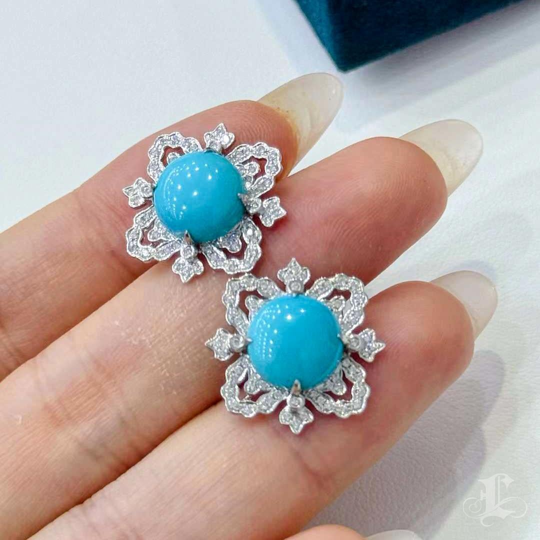 Caelmare】Orecchini di perle e turchesi convertibili di Regal Bloom In condizioni Nuovo in vendita a New York, NY
