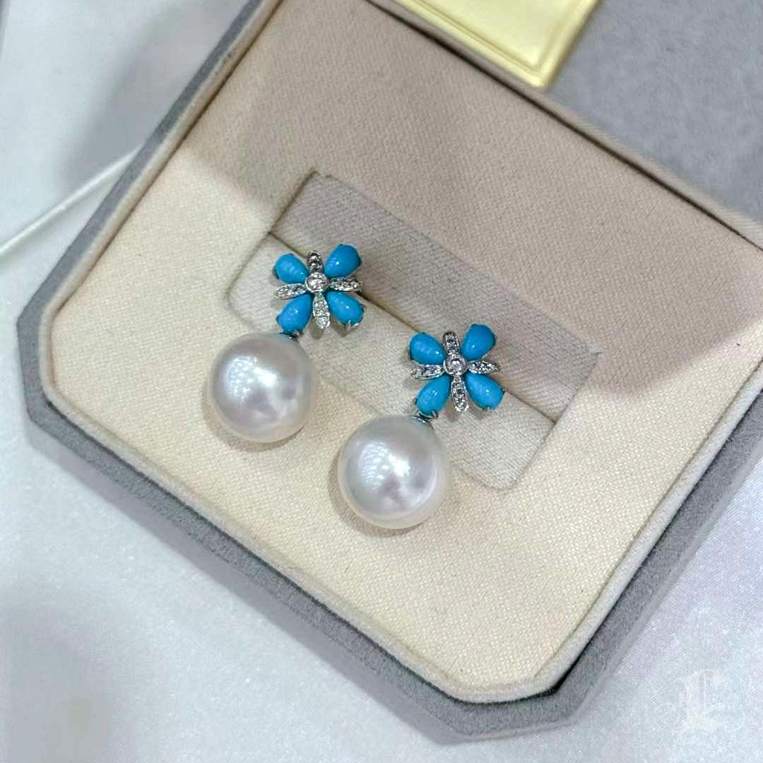 【Caelmare】Convertible 2-in-1 Blossom South Sea Pearl Turquoise Diamond Earrings For Sale 1